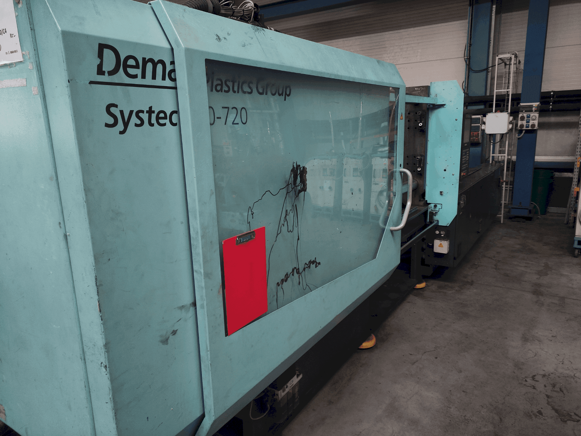 DEMAG Systec 350/720-1450-maskinen framifrån