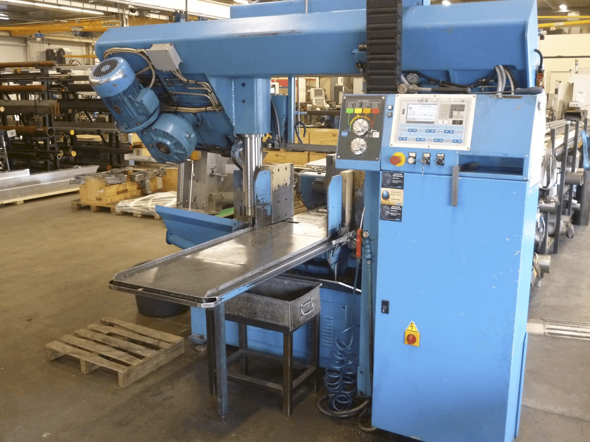 DoALL-maskinen framifrån450