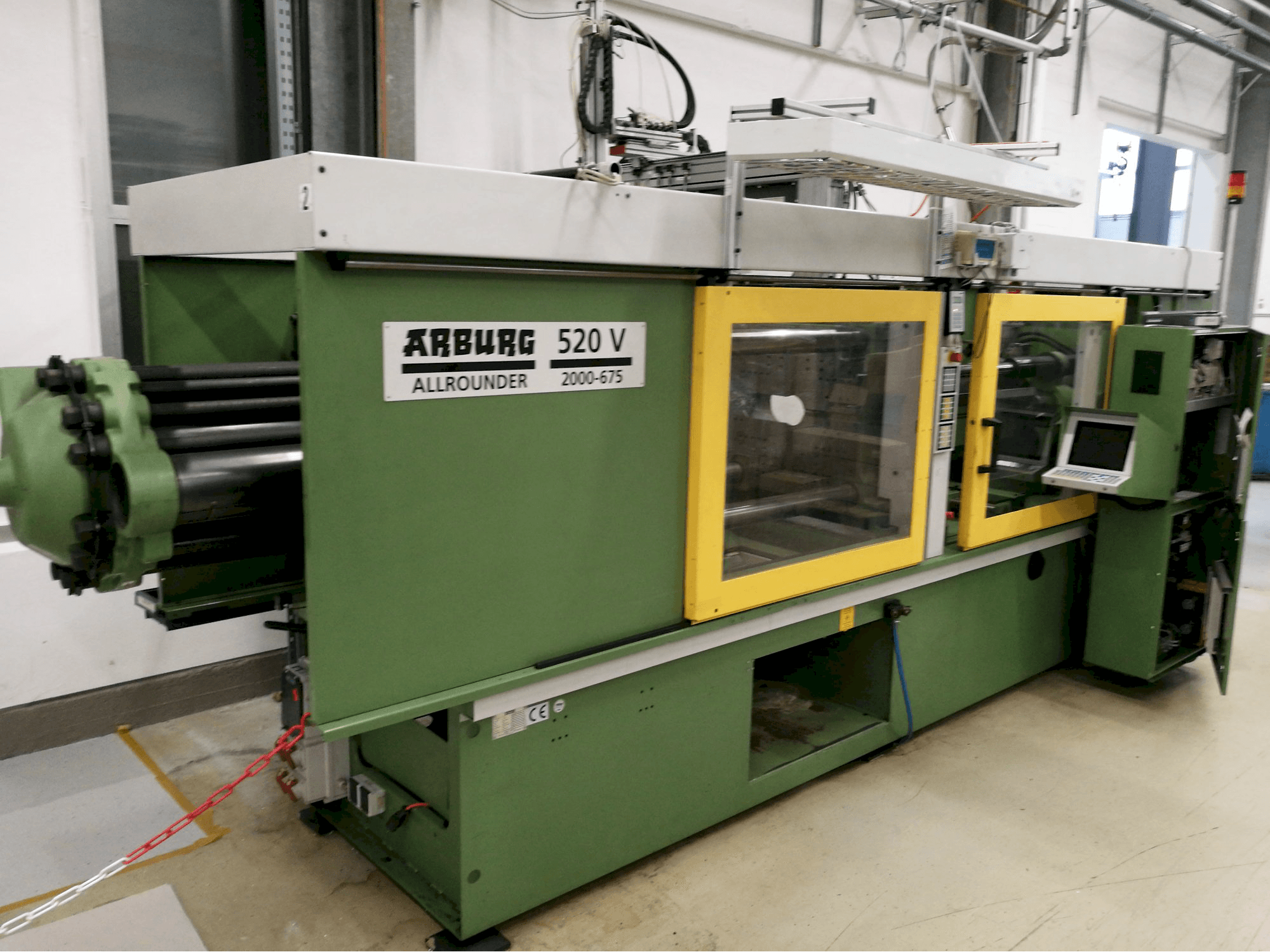 Arburg-maskinen framifrån520 V 2000-675