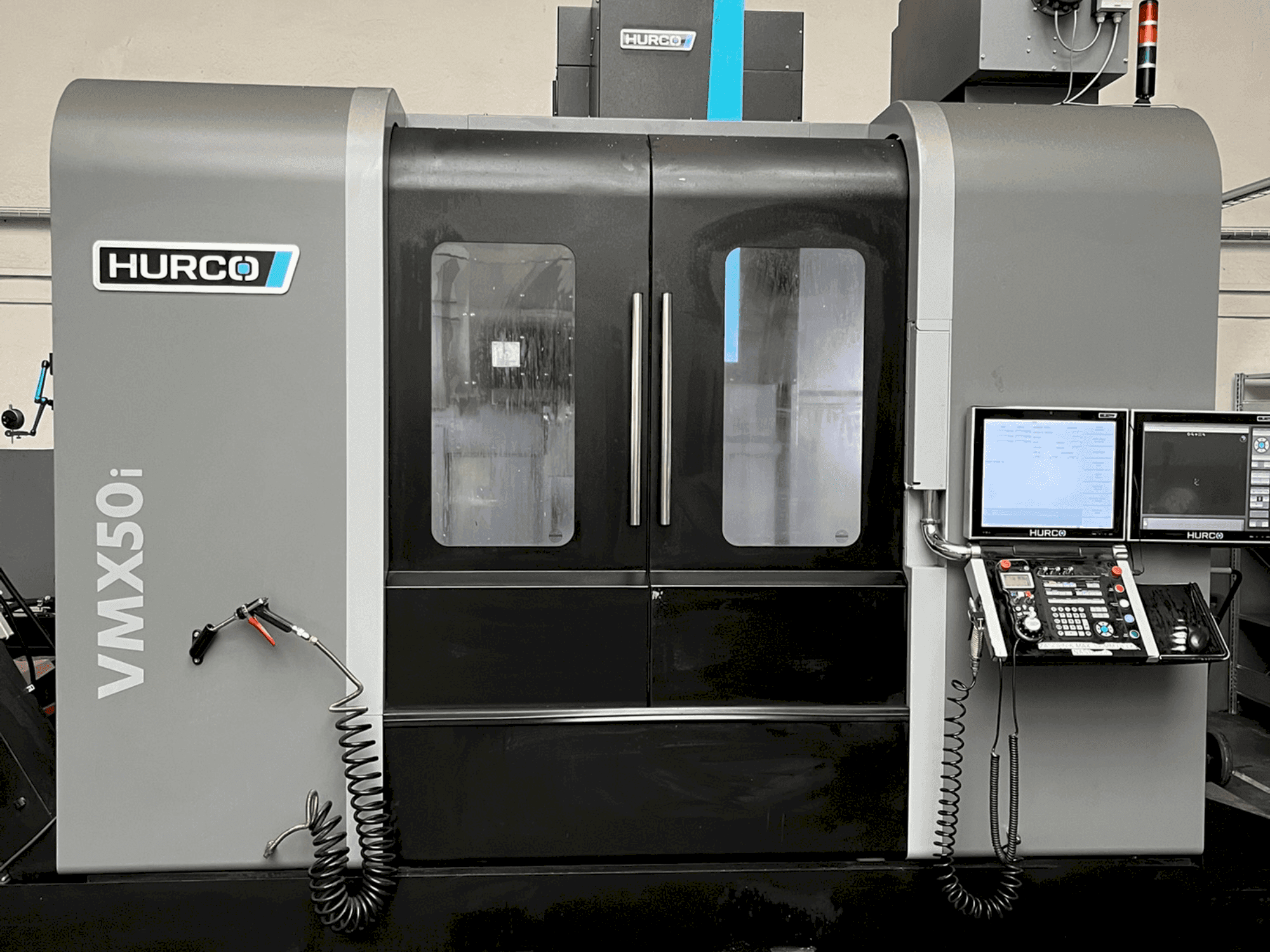 Hurco VMX50i-maskinen framifrån