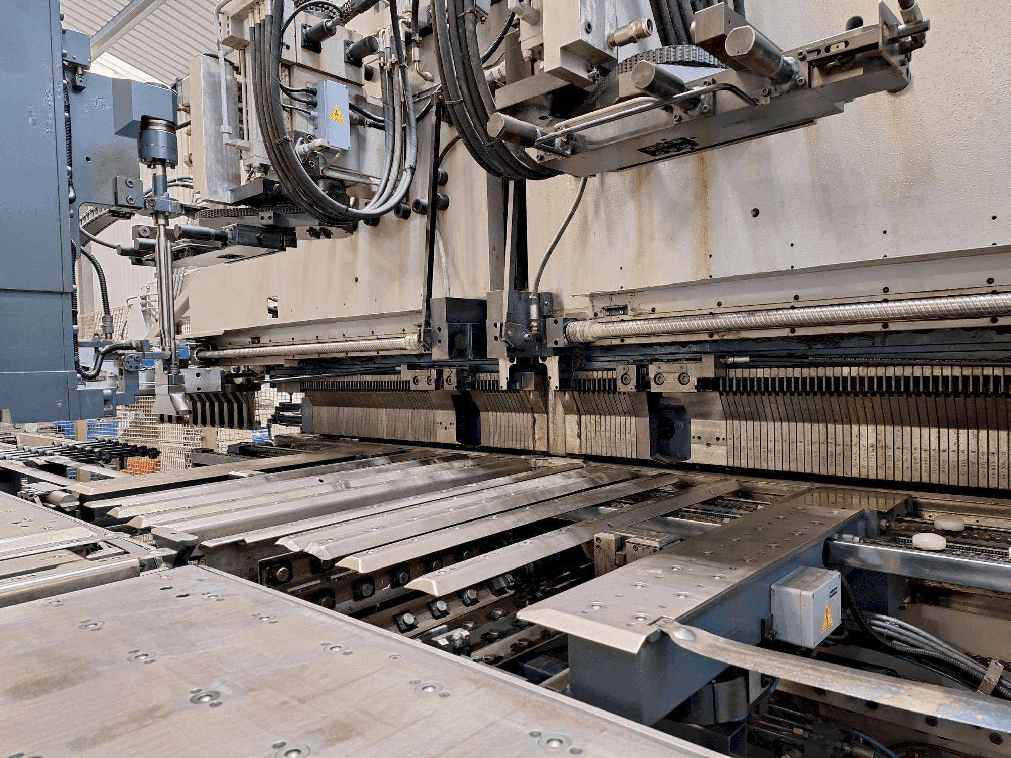 Salvagnini P4-2220-maskinen framifrån