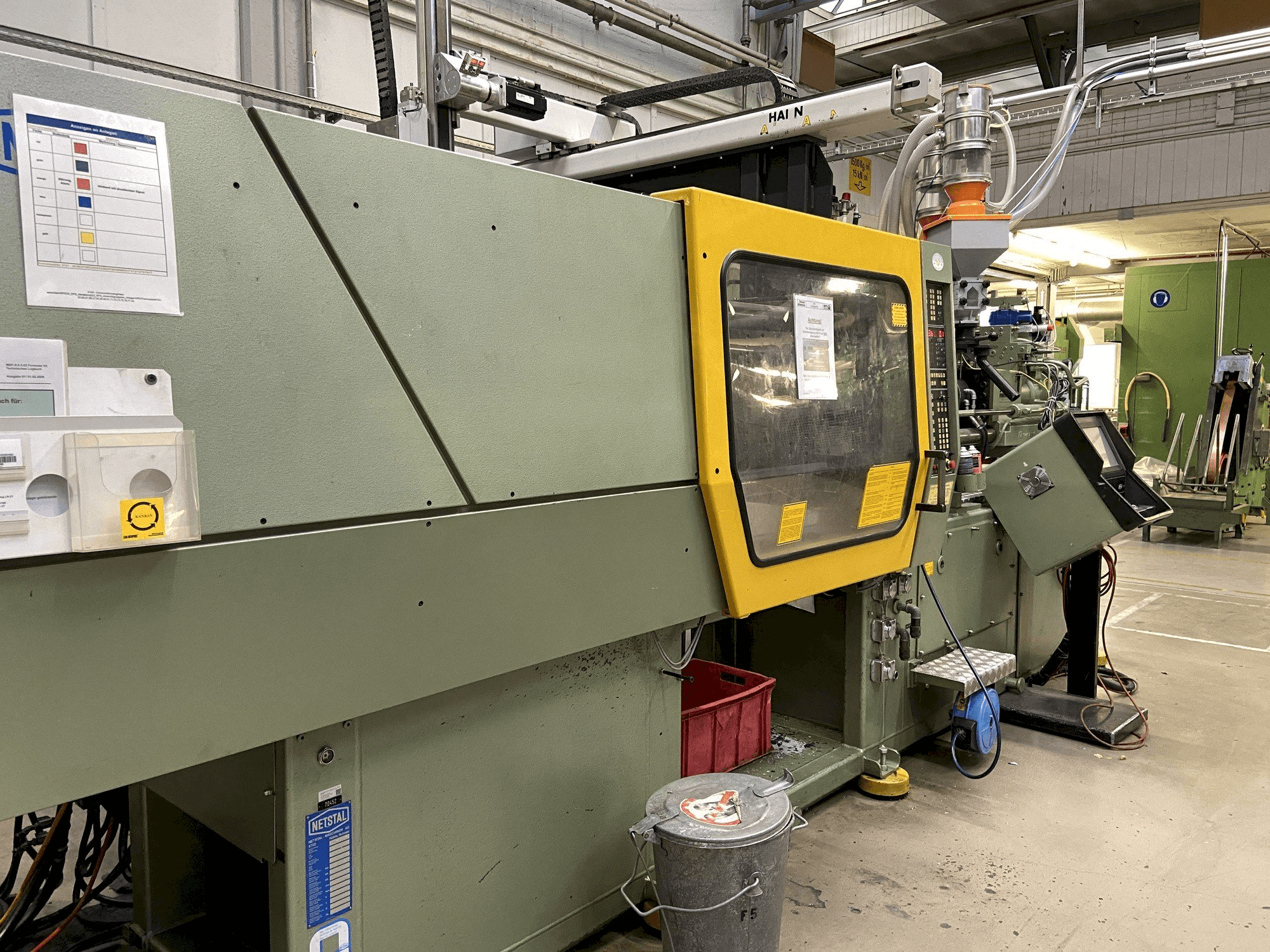 Netstal Synergy 1500K/460-maskinen framifrån