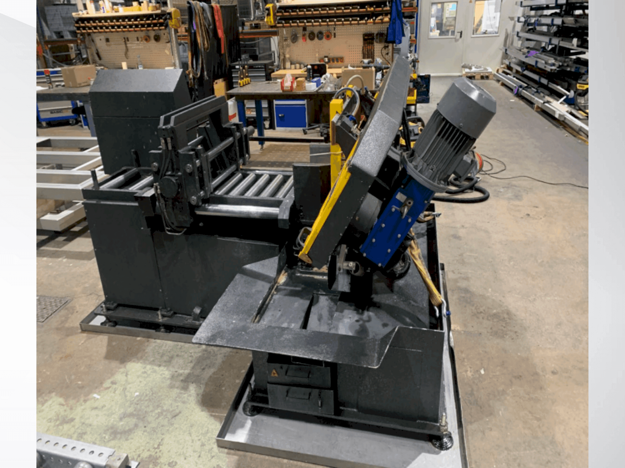 BEKA-MAK BMSO 320 GH-maskinen framifrån