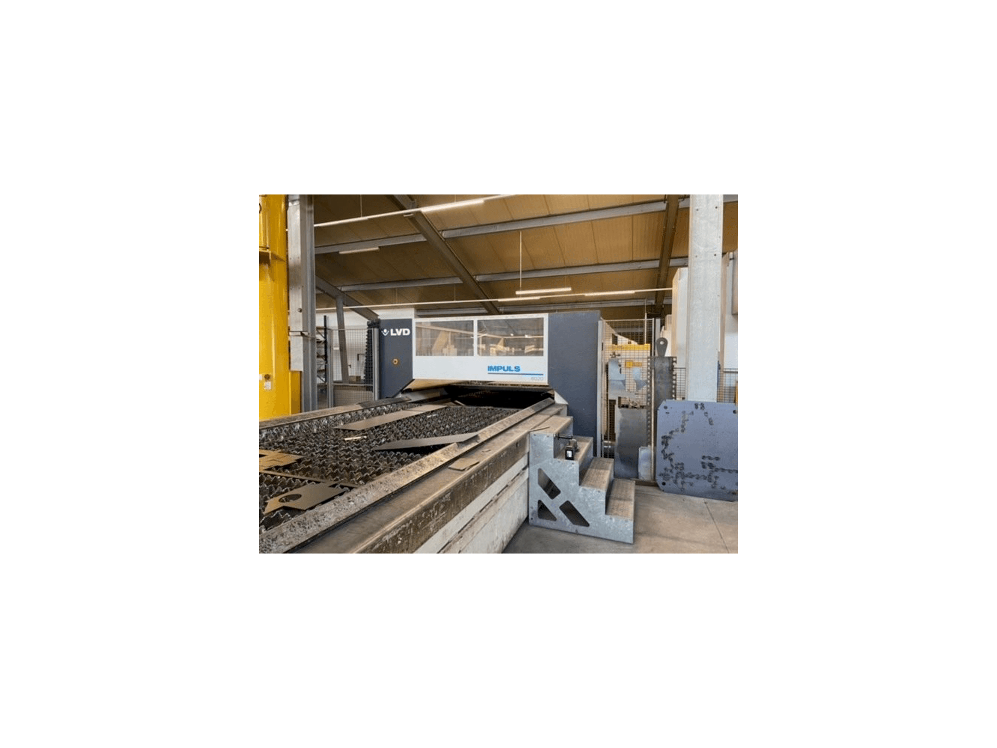 LVD Impuls 6020-maskinen framifrån