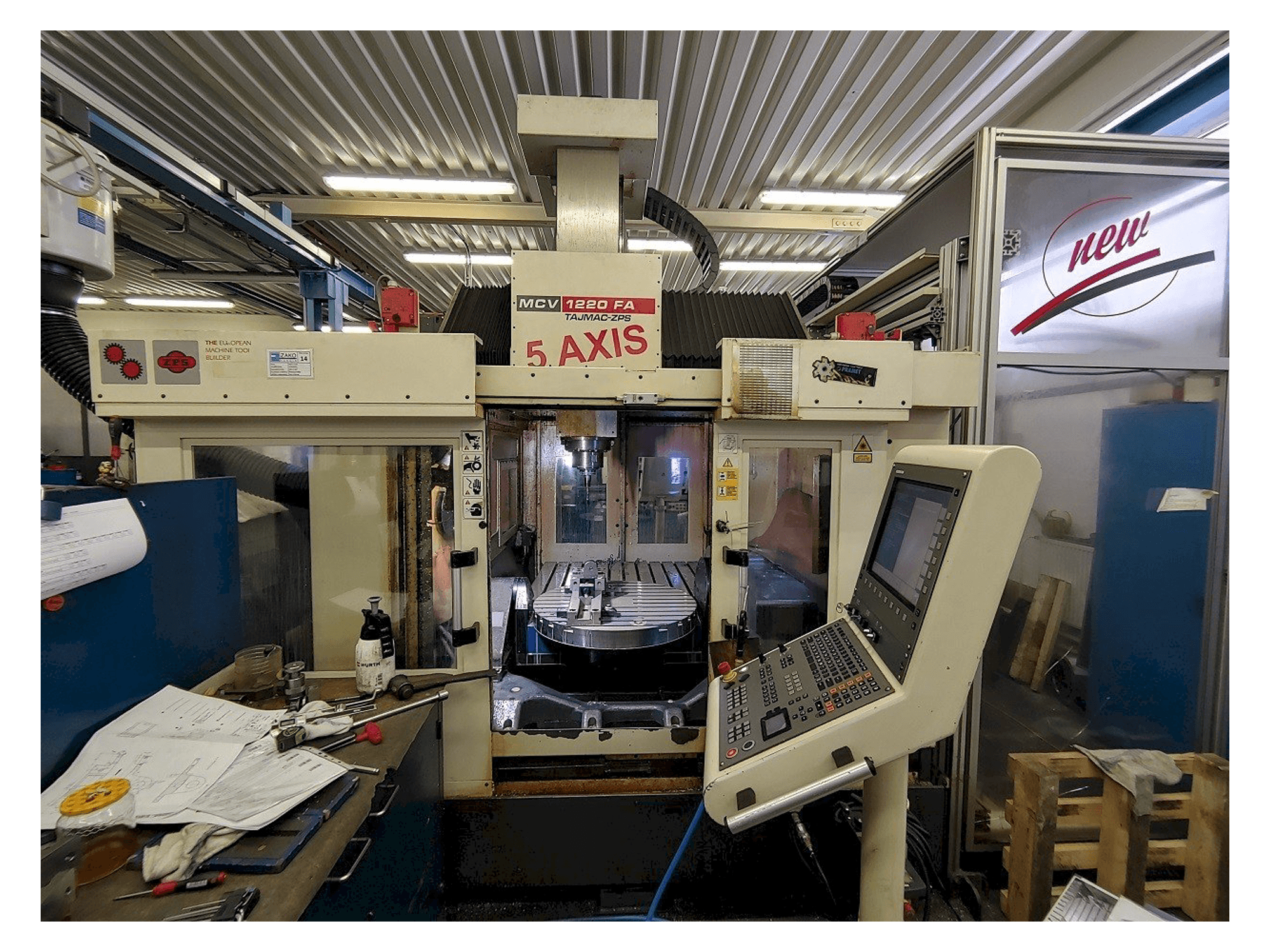 TAJMAC-ZPS MCV 1220-maskinen framifrån