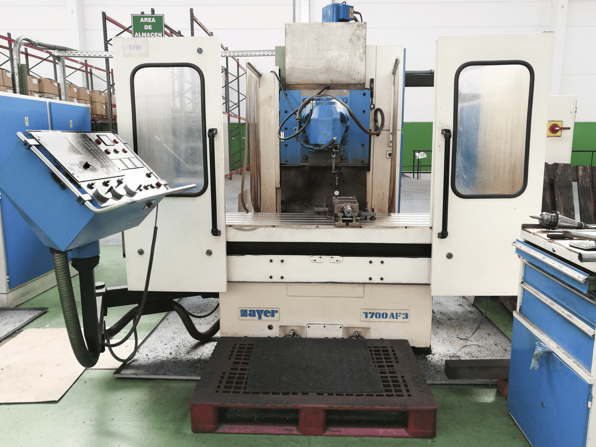 1 Zayer-maskinen framifrån1700 AF3