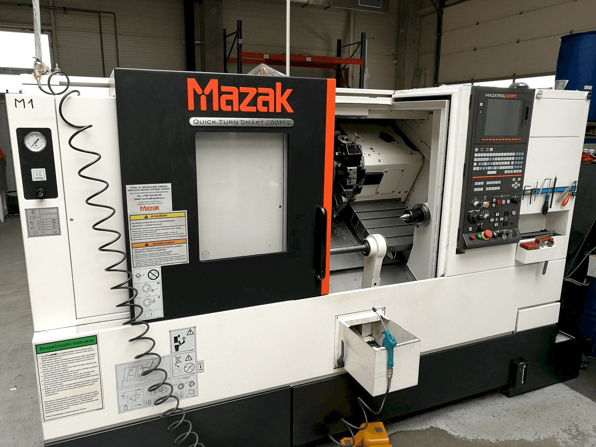 Mazak Quick Turn Smart 200 ML-maskinen framifrån
