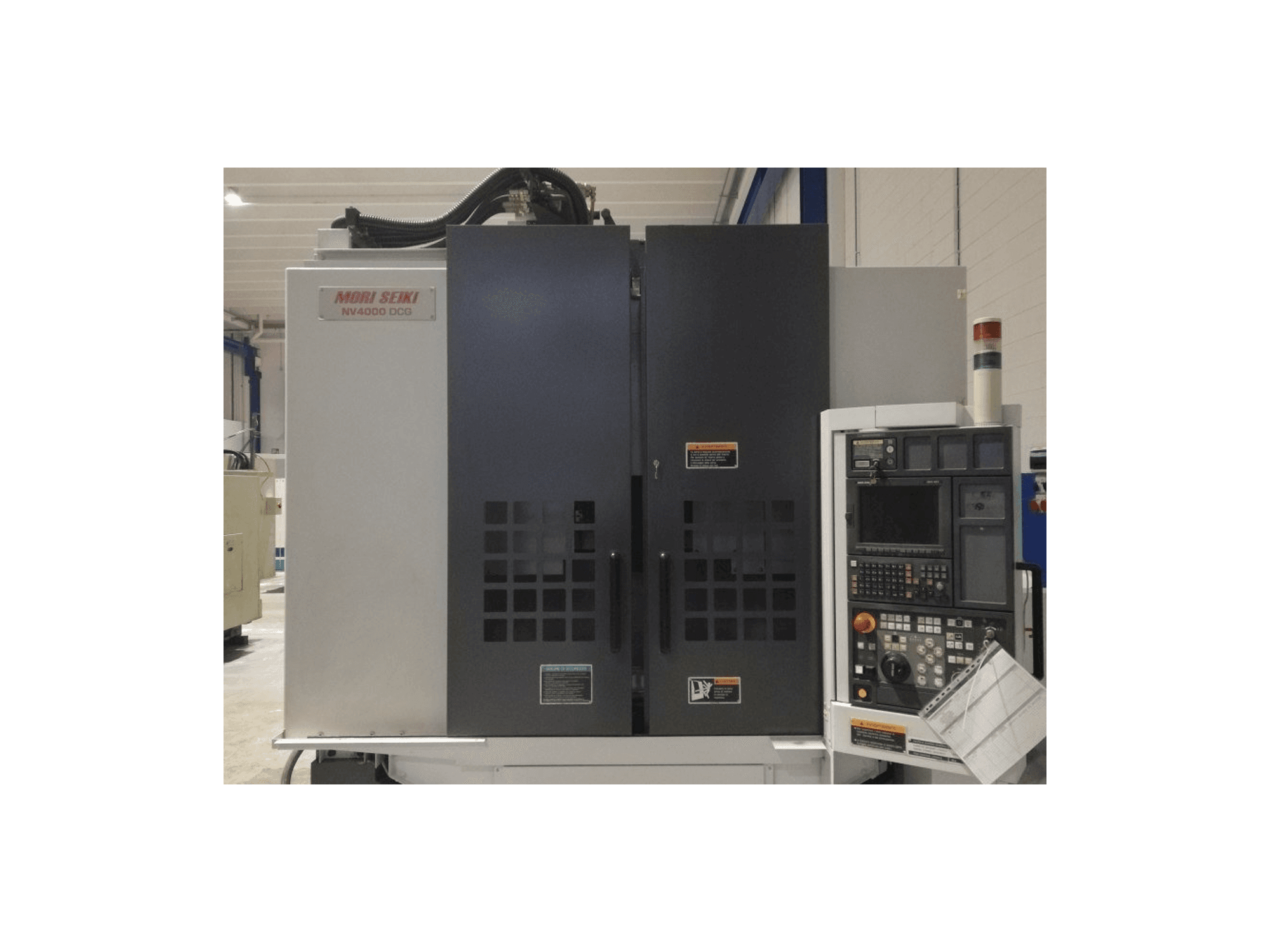 MORI SEIKI NV 4000 DCG-maskinen framifrån