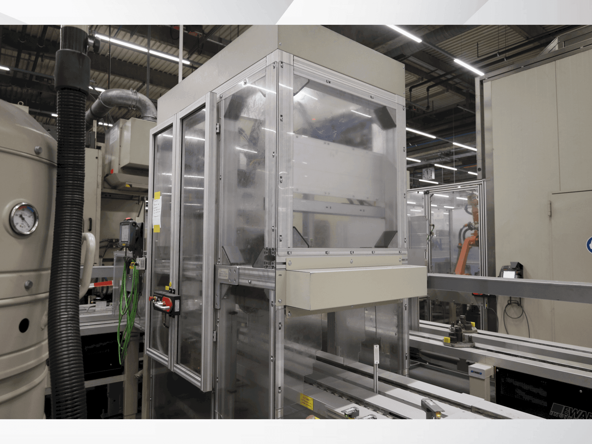 HOFMANN CVK11-BH4-maskinen sedd från sidan