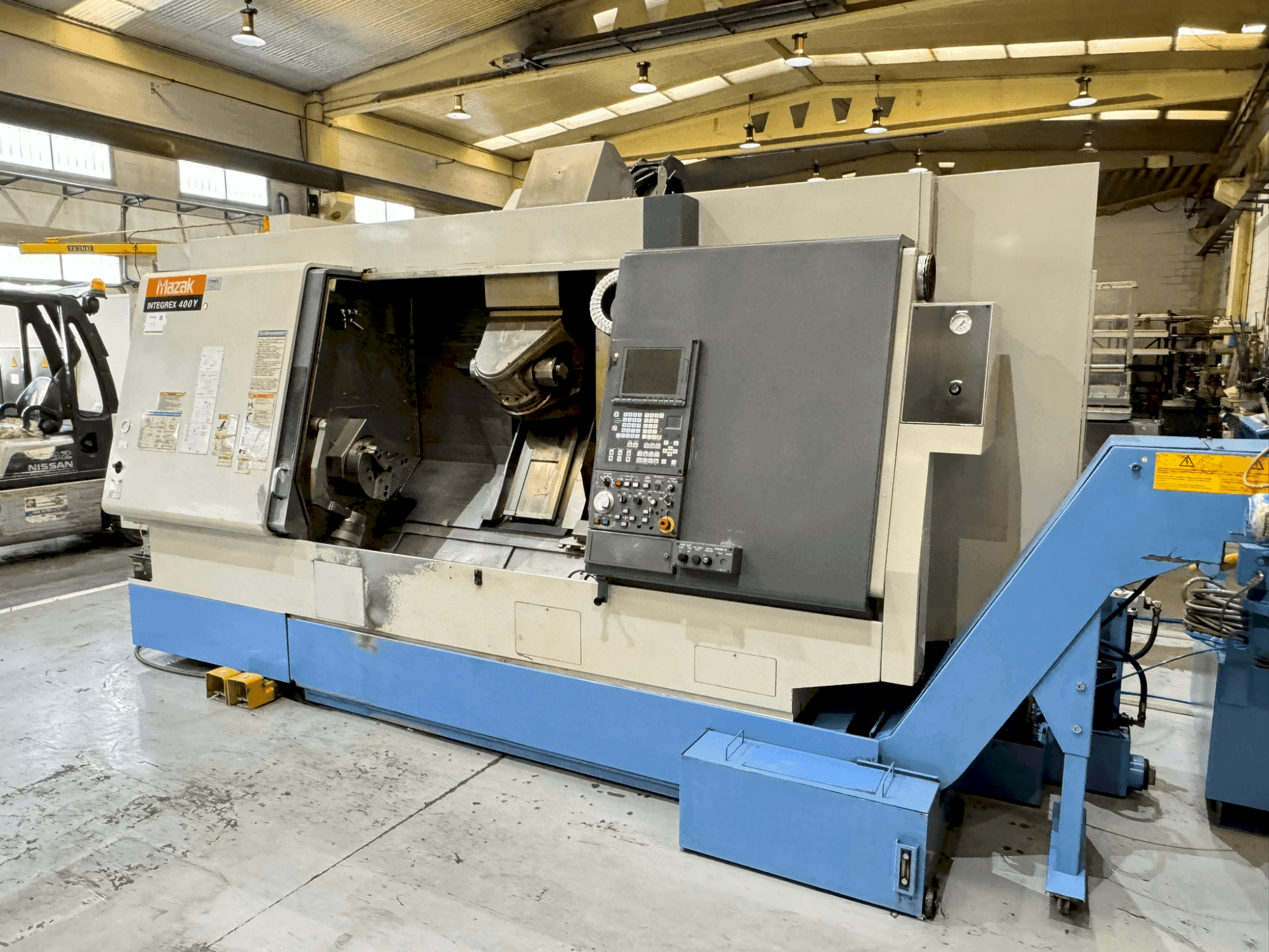 Mazak Integrex 400 Y-maskinen framifrån