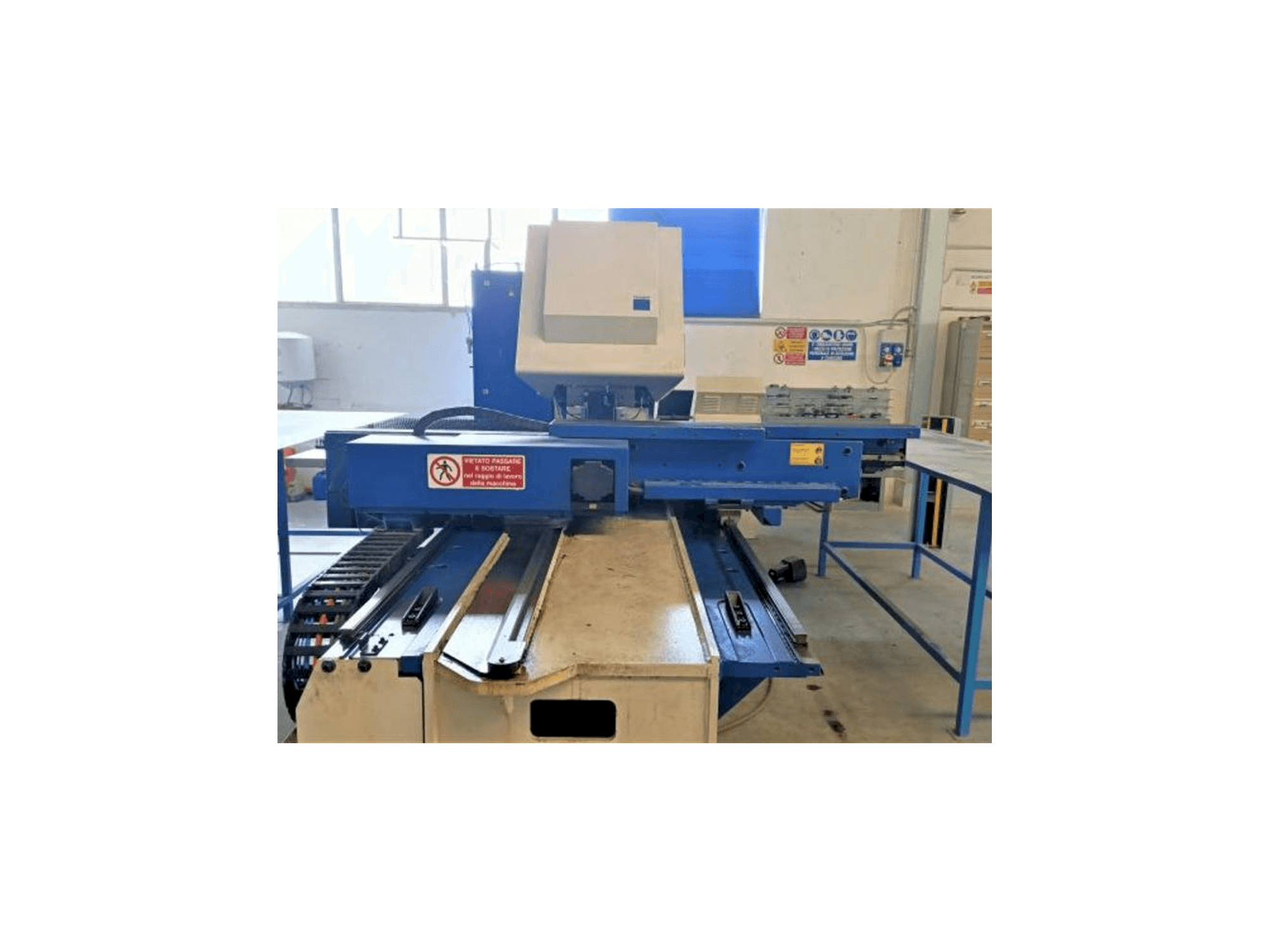 Trumpf rumatic 2000R-maskinen framifrån