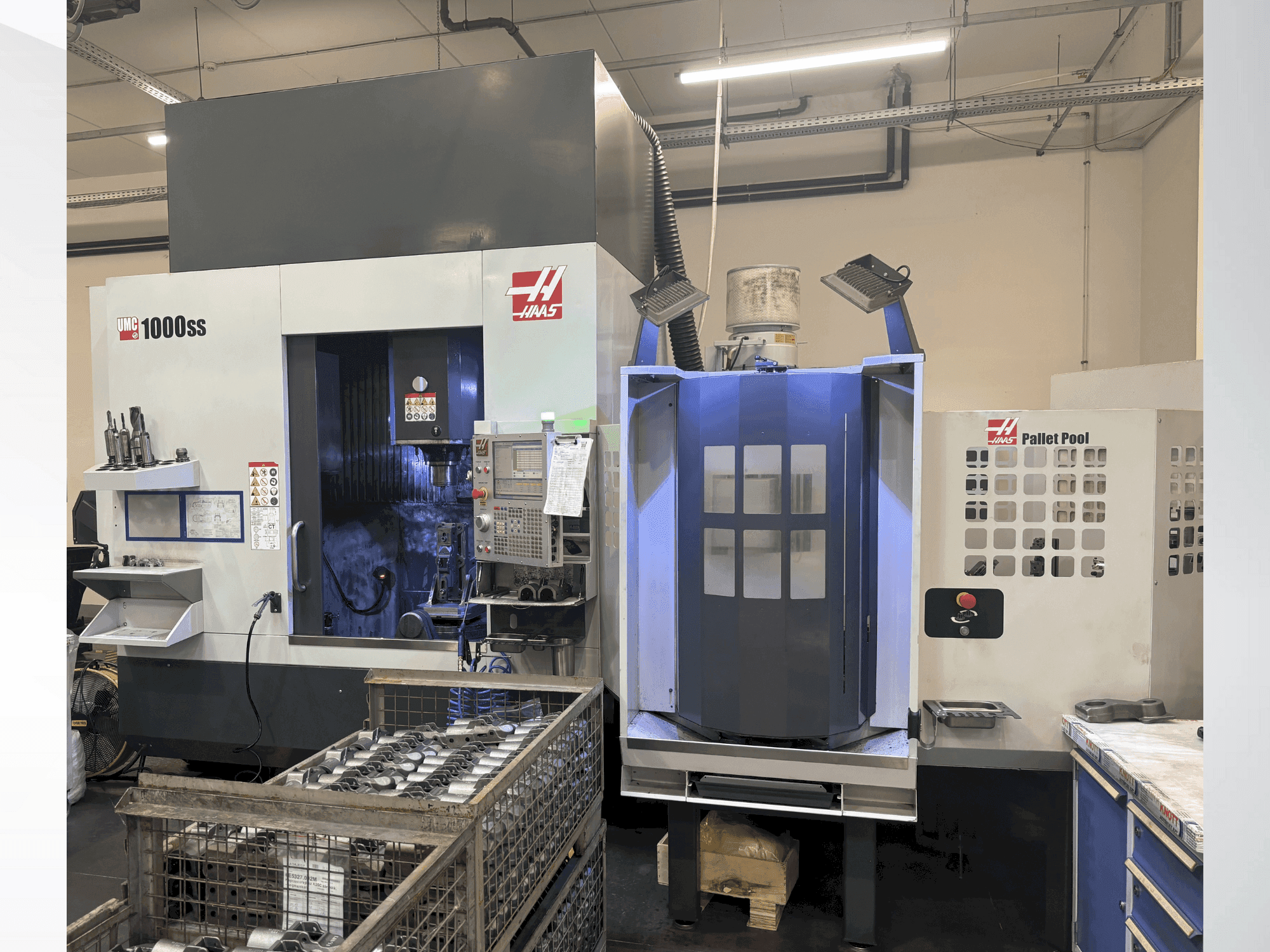 HAAS UMC-1000SS-maskinen framifrån