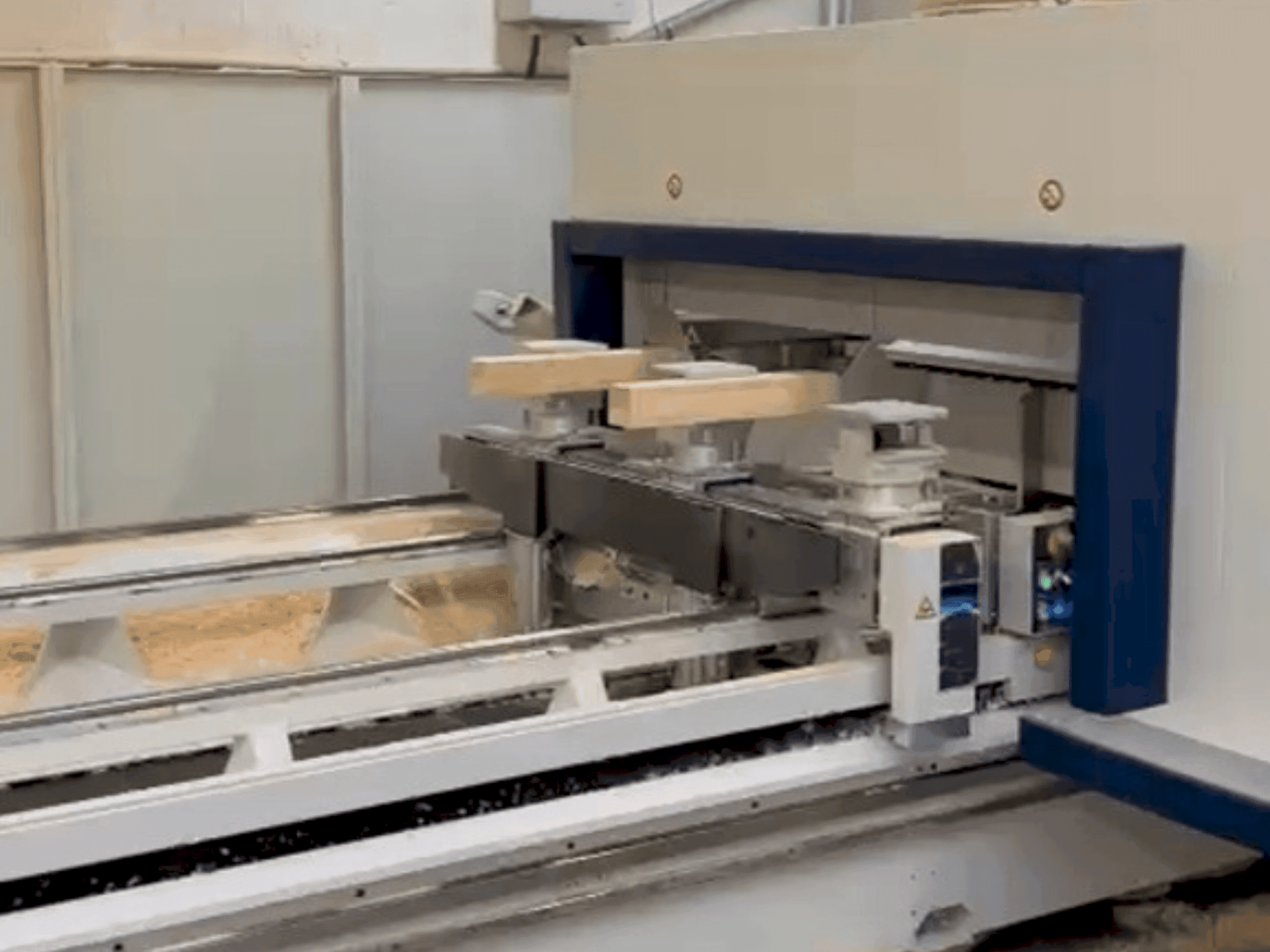 SCM Accord 500-maskinen framifrån