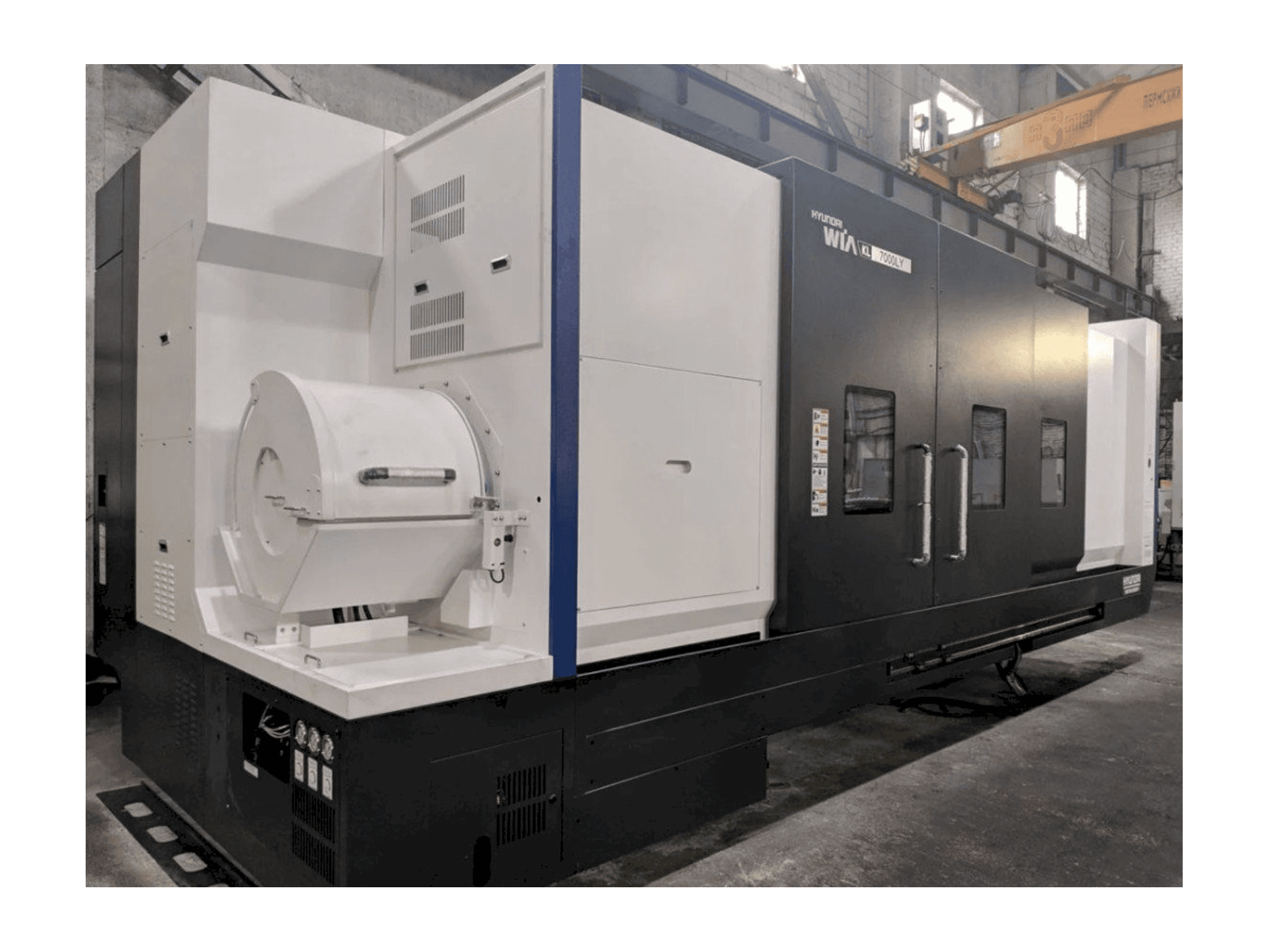 Hyundai Wia KL 7000 LY-maskinen framifrån