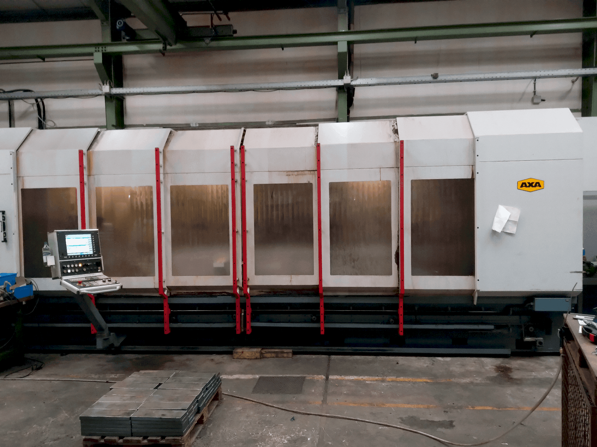 AXA VHC-2-5000-XTS-50-maskinen framifrån