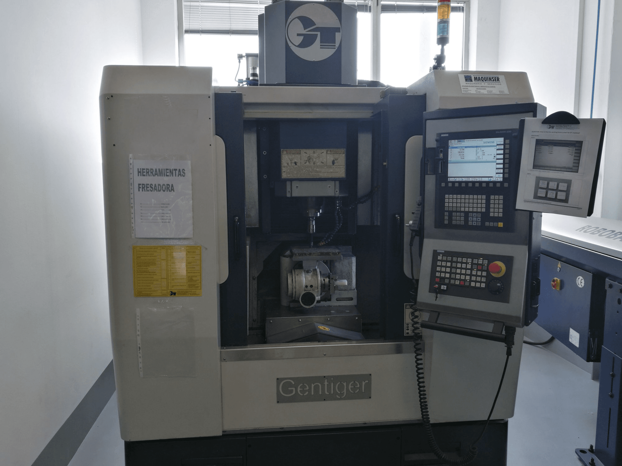 GENTIGER-maskinen framifrånGT-45-5AX