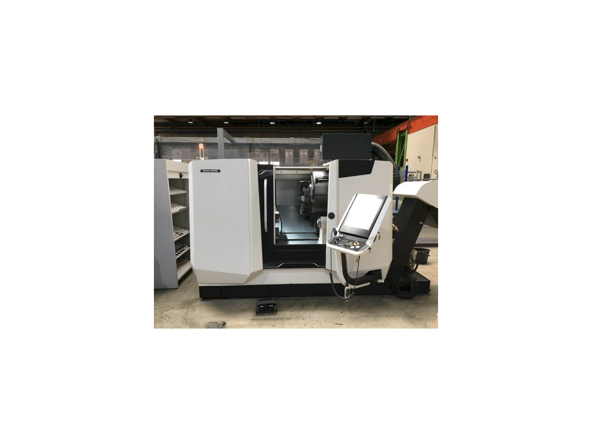 DMG MORI CLX 450-maskinen framifrån