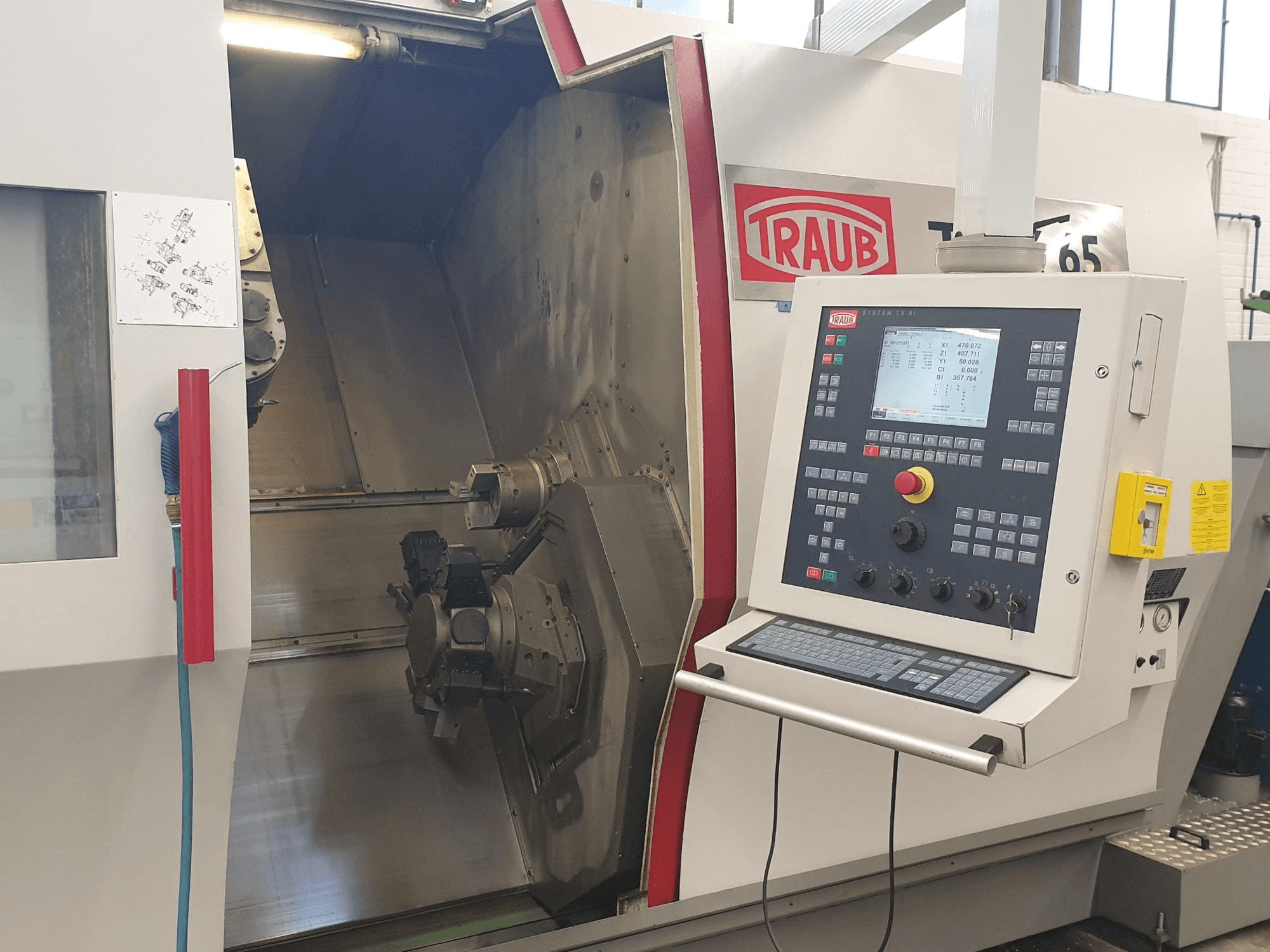 TRAUB TNX 65-maskinen framifrån
