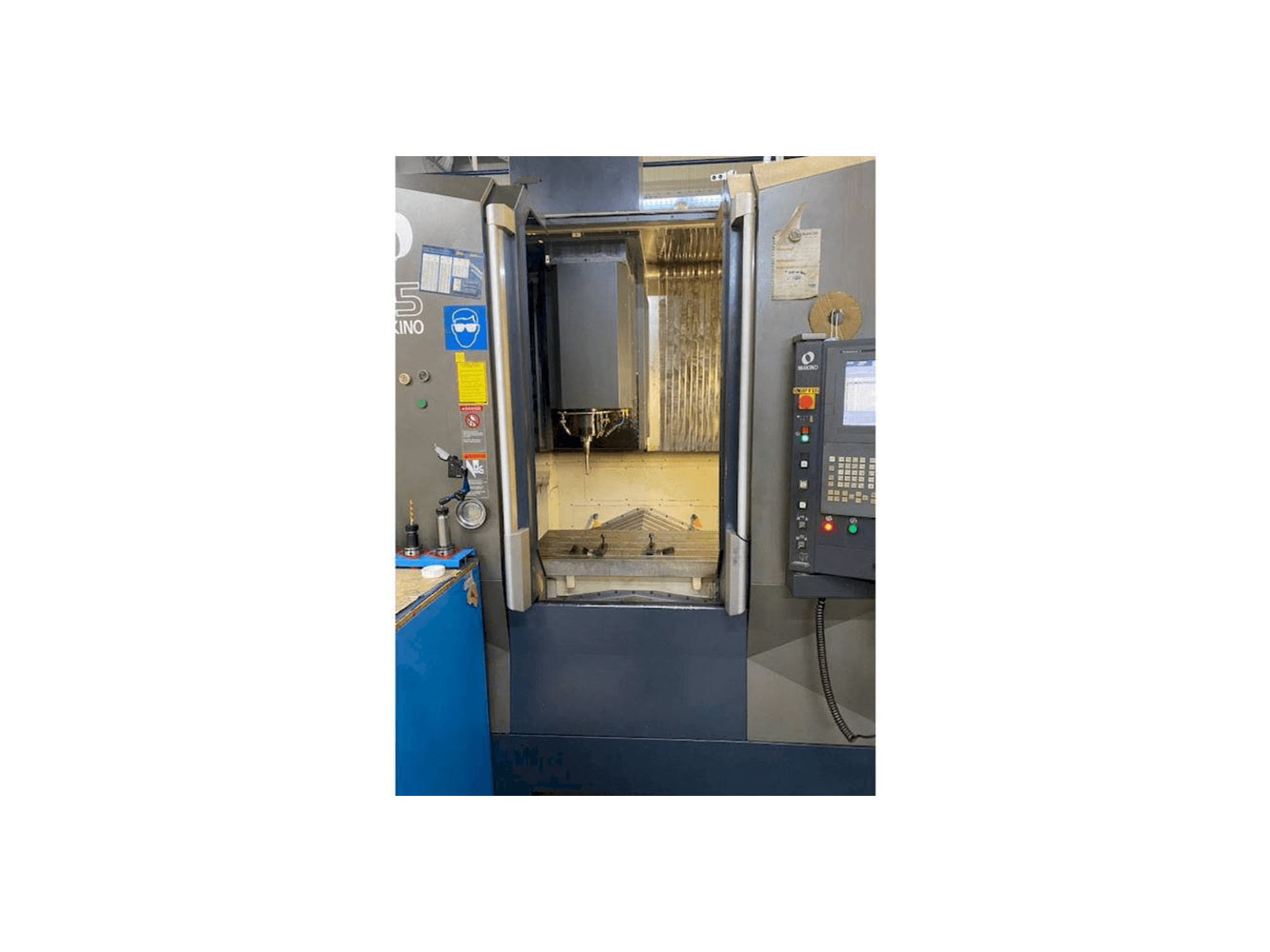 Makino F5-maskinen framifrån