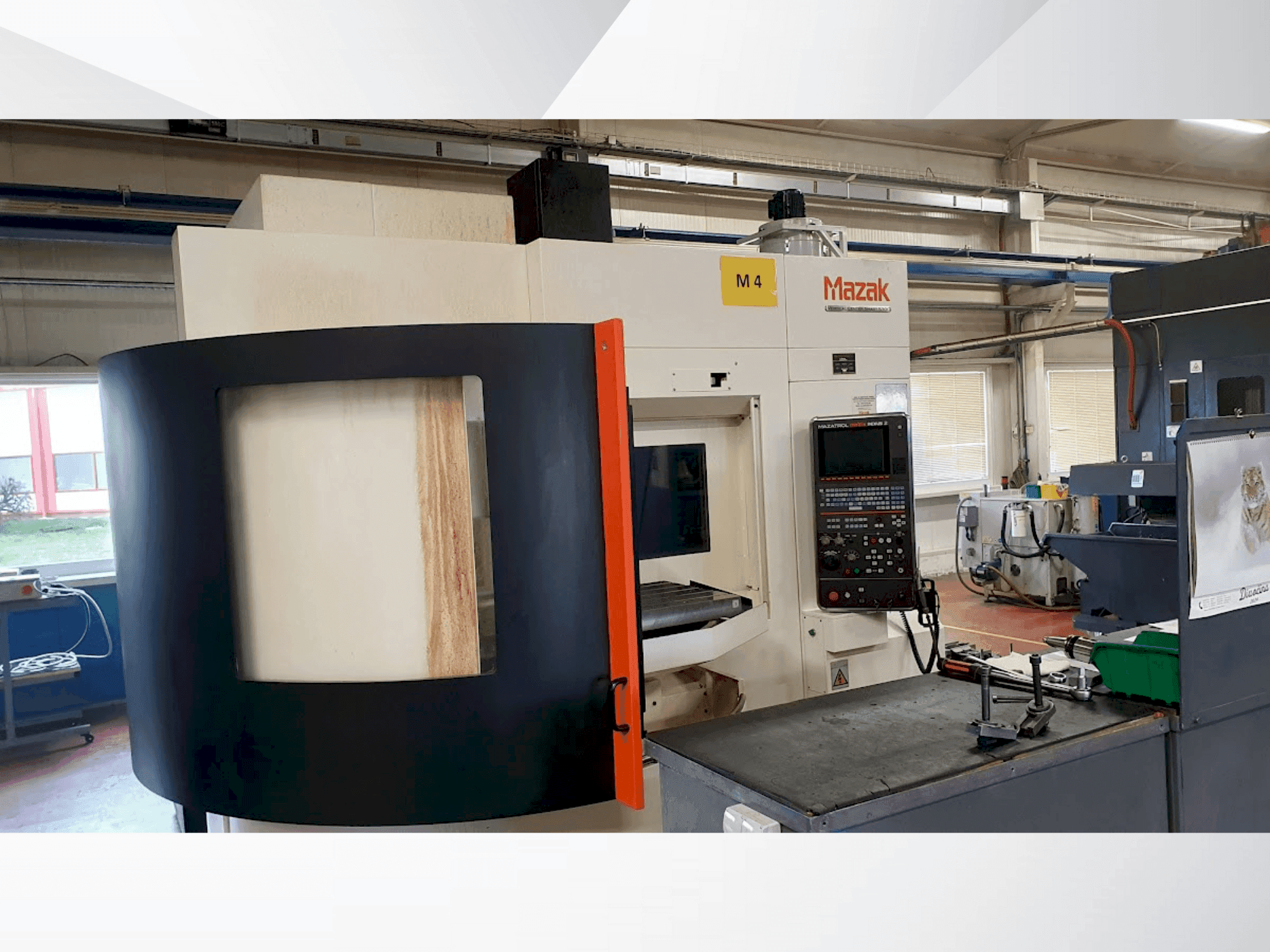Mazak VCS 530C-2PC-maskinen sedd från sidan
