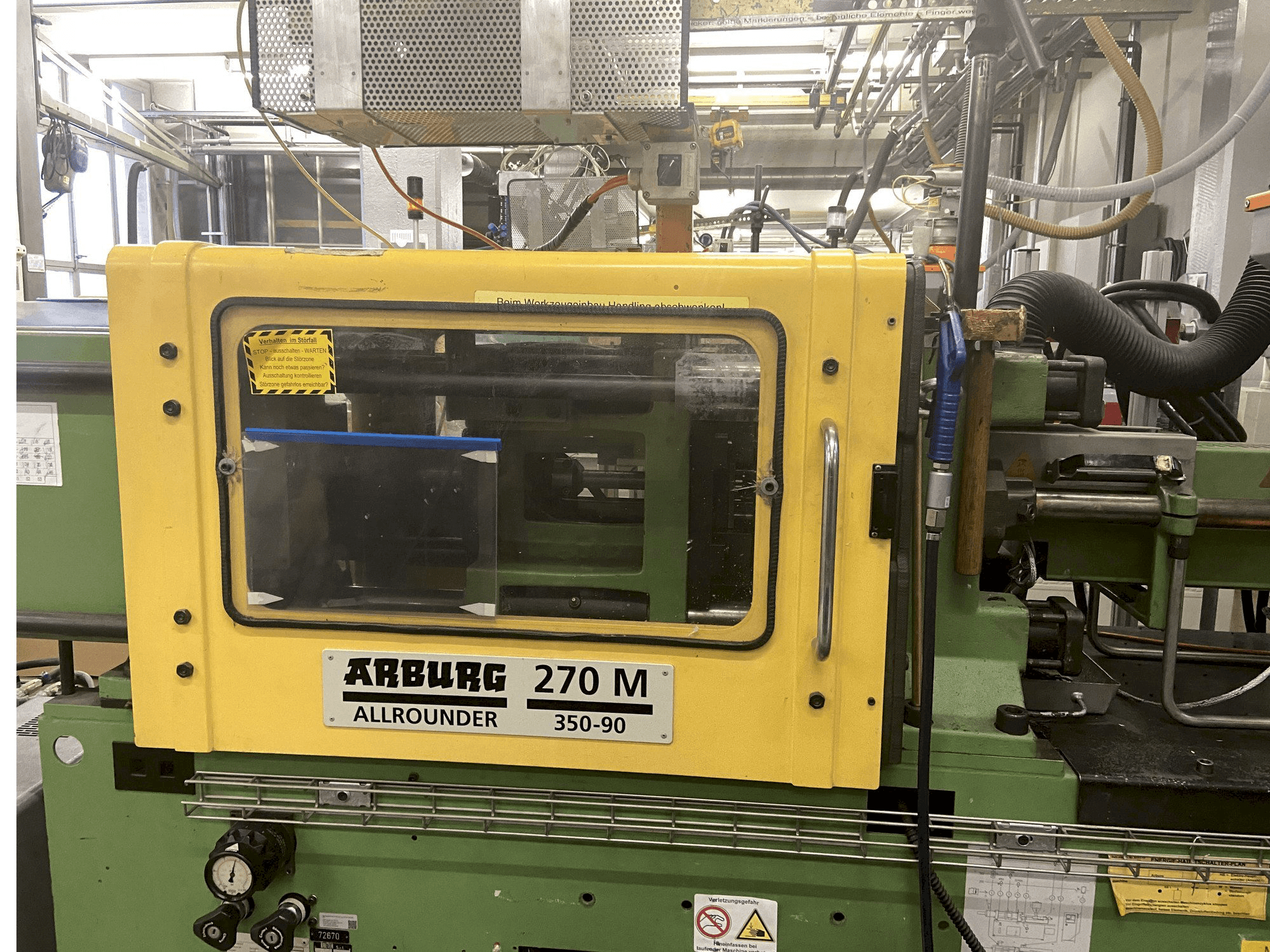 Arburg ALLROUNDER 270 M 350 - 90-maskinen framifrån
