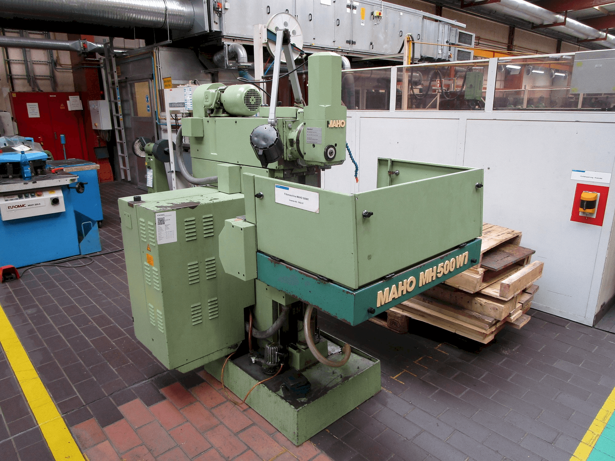 Maho MH 500 W1-maskinen framifrån