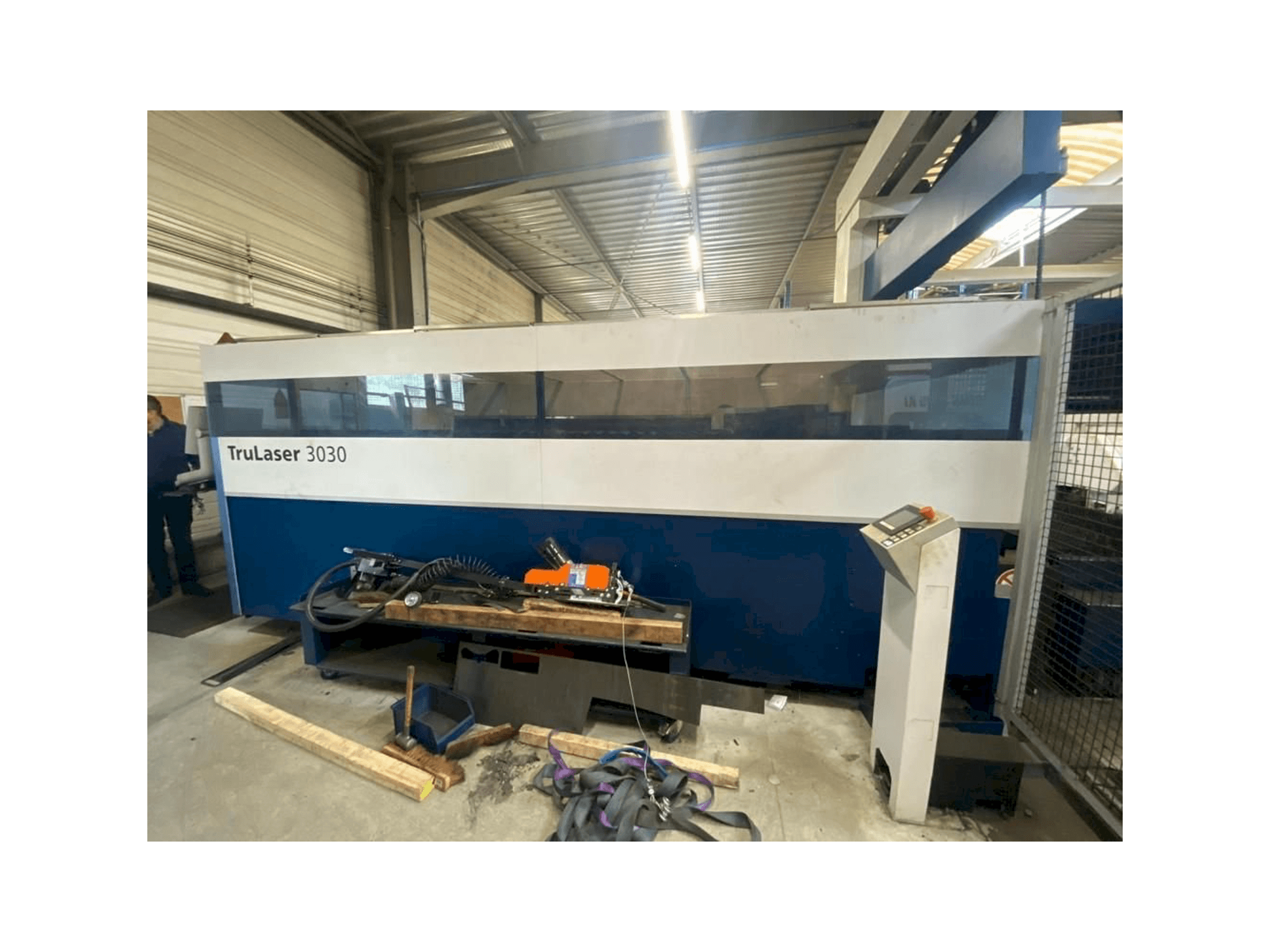 Trumpf Trulaser 3030 L20-maskinen framifrån