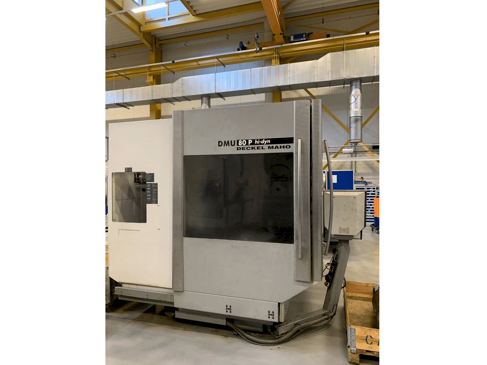 DECKEL MAHO DMU 80 P hi-dyn-maskinen framifrån