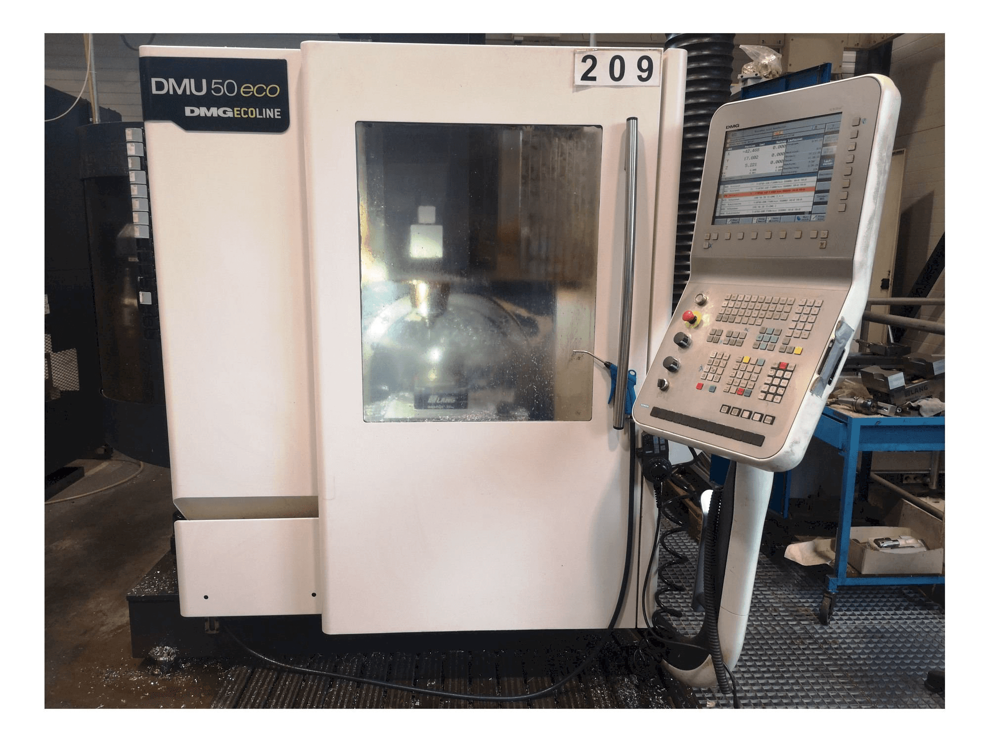 DMG GILDEMEISTER DMU 50 ecoline-maskinen framifrån