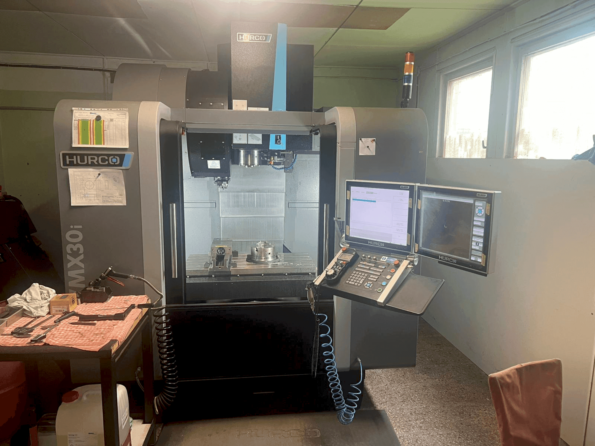 Hurco VMX30i-maskinen framifrån