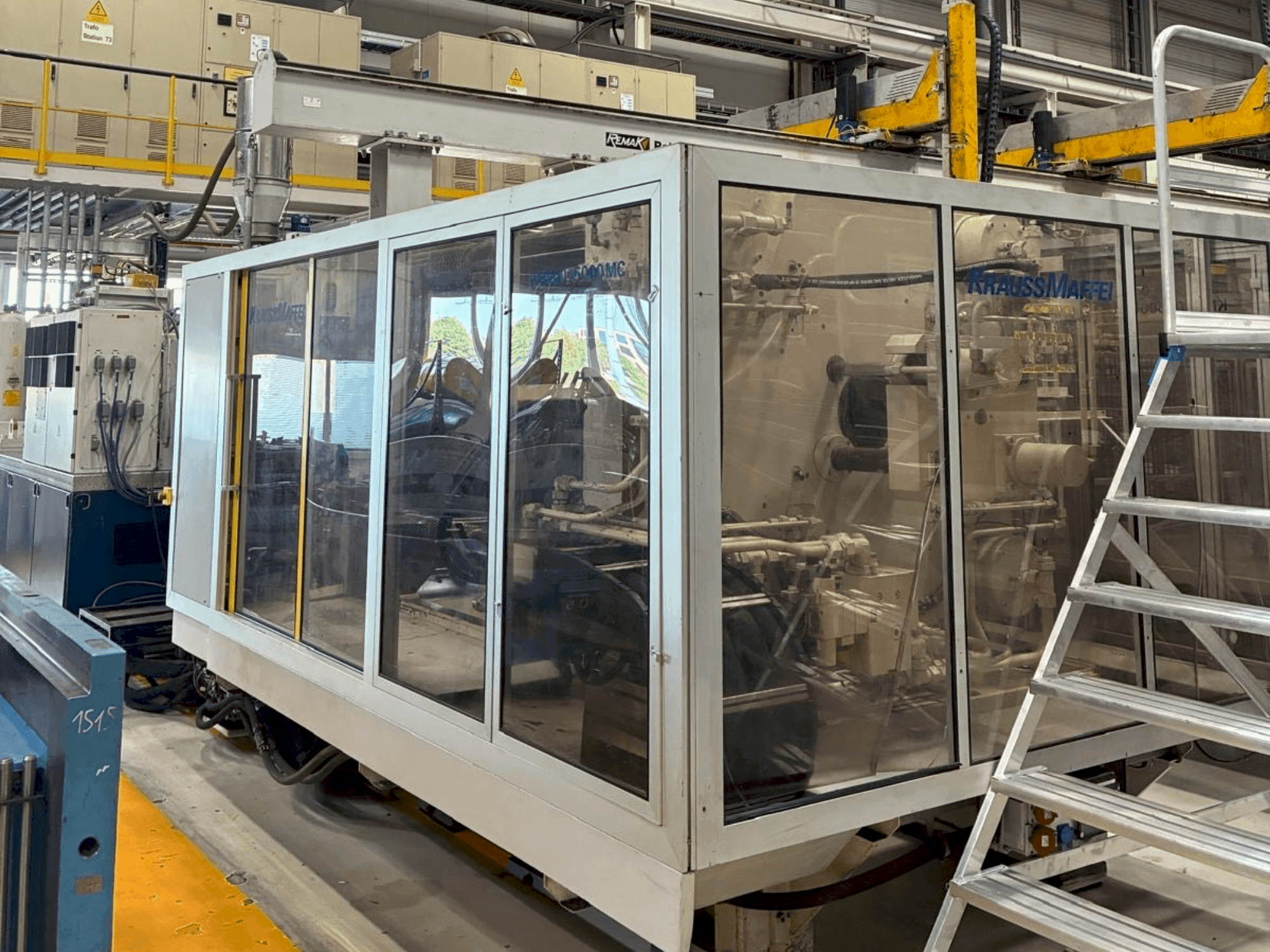 Krauss Maffei 800-5000MC4-maskinen framifrån