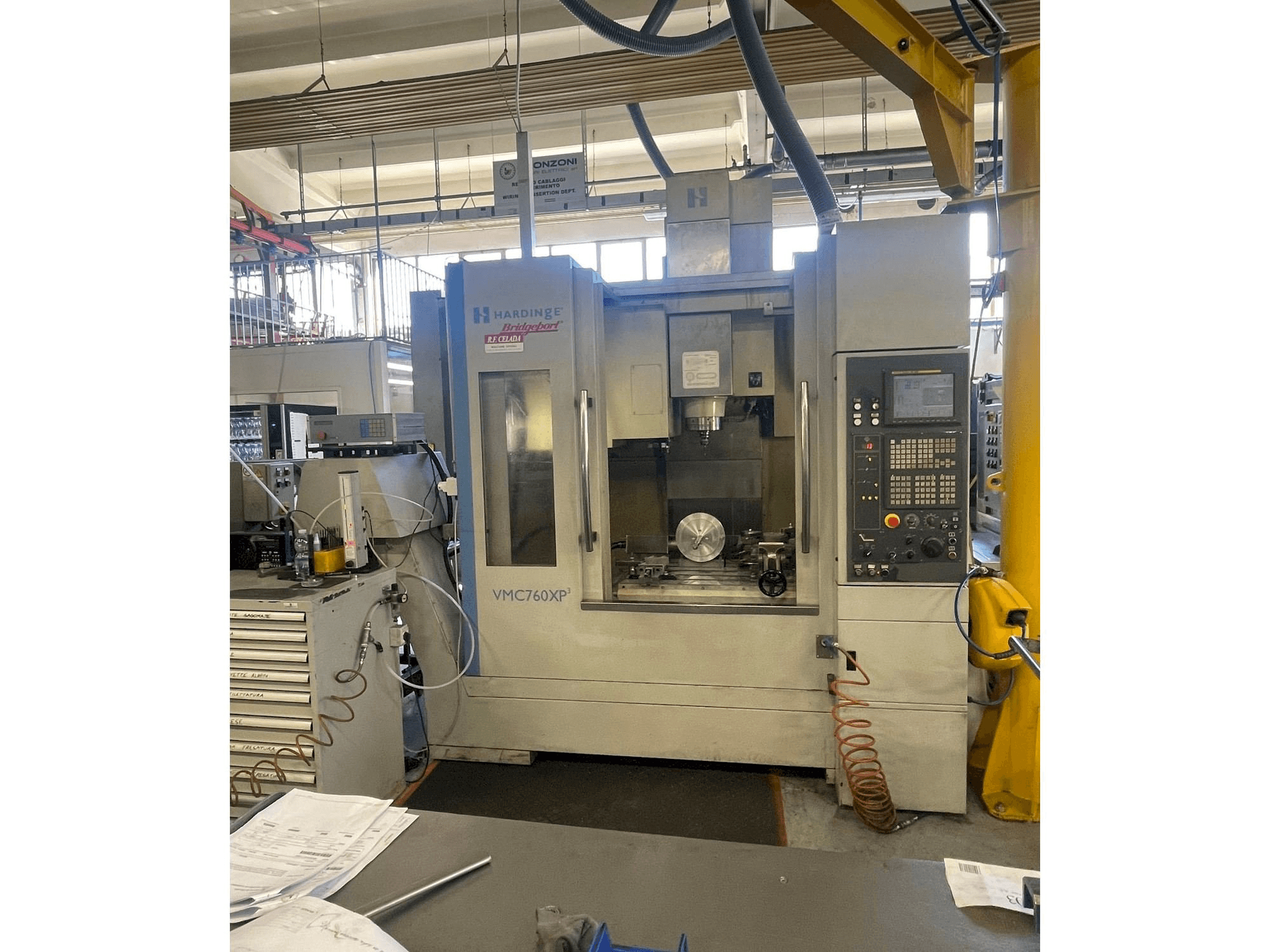 HARDINGE Bridgeport VMC 760 XP3-maskinen framifrån