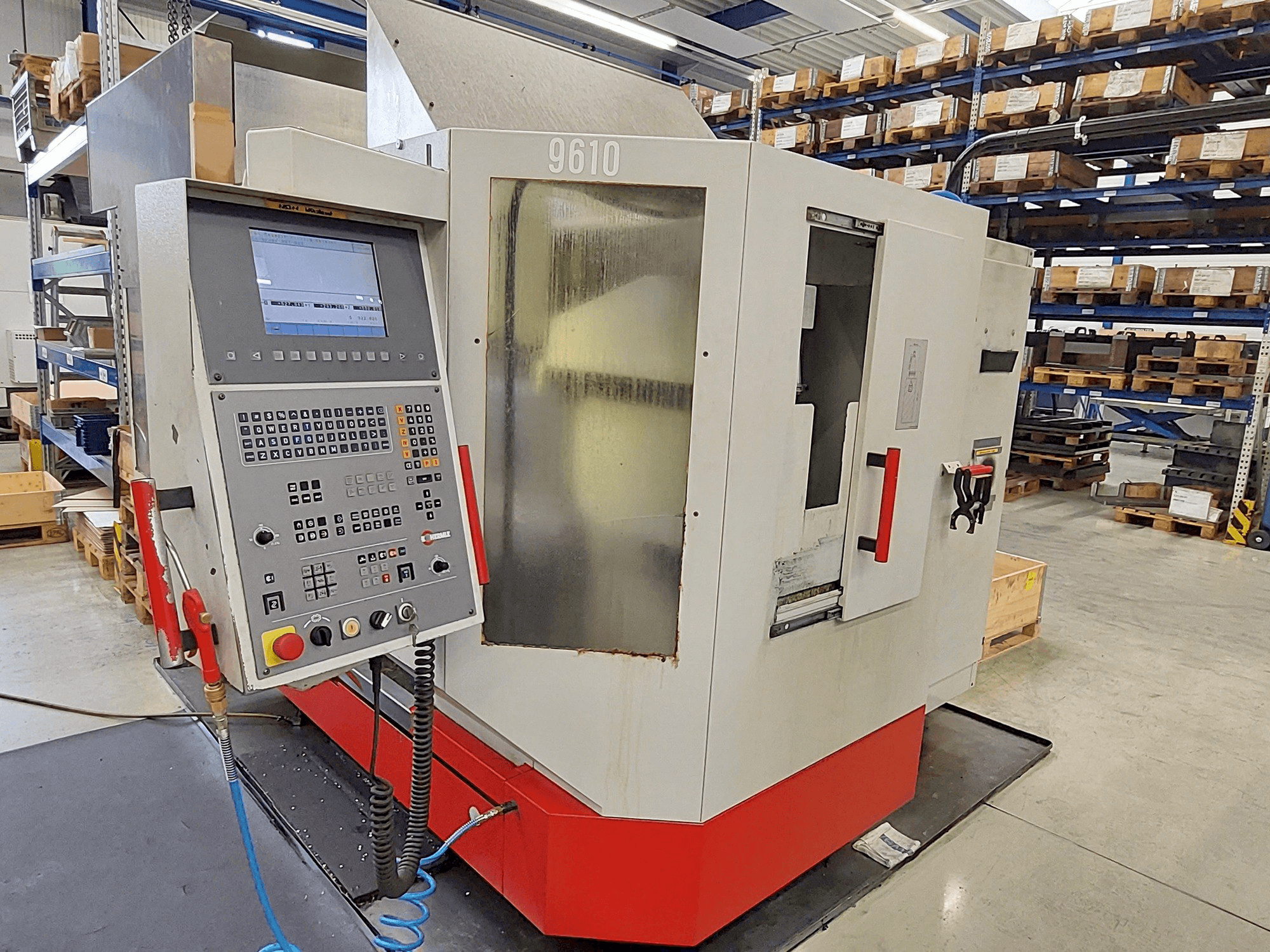 HERMLE U 630 T-maskinen framifrån