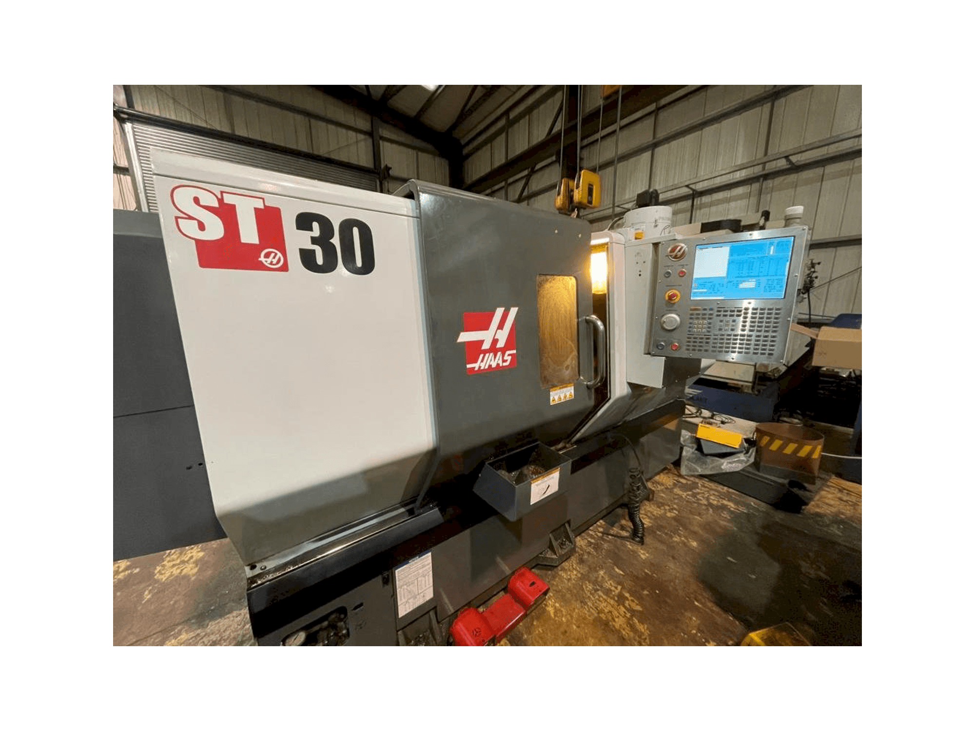 HAAS ST-30-maskinen framifrån