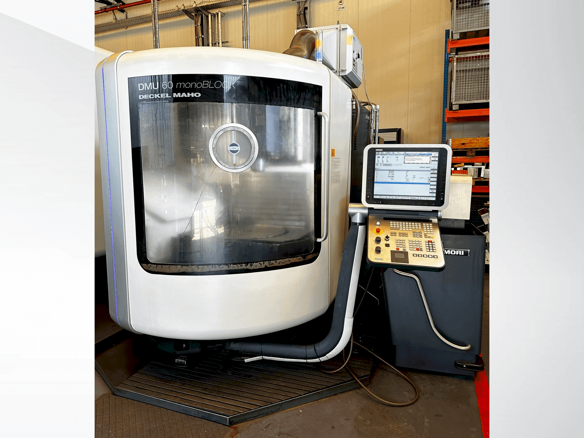 DMG MORI DMU 60 monoBLOCK-maskinen framifrån
