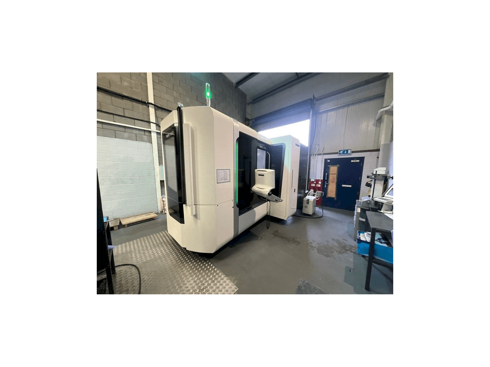 DMG MORI NHX 5000-maskinen framifrån