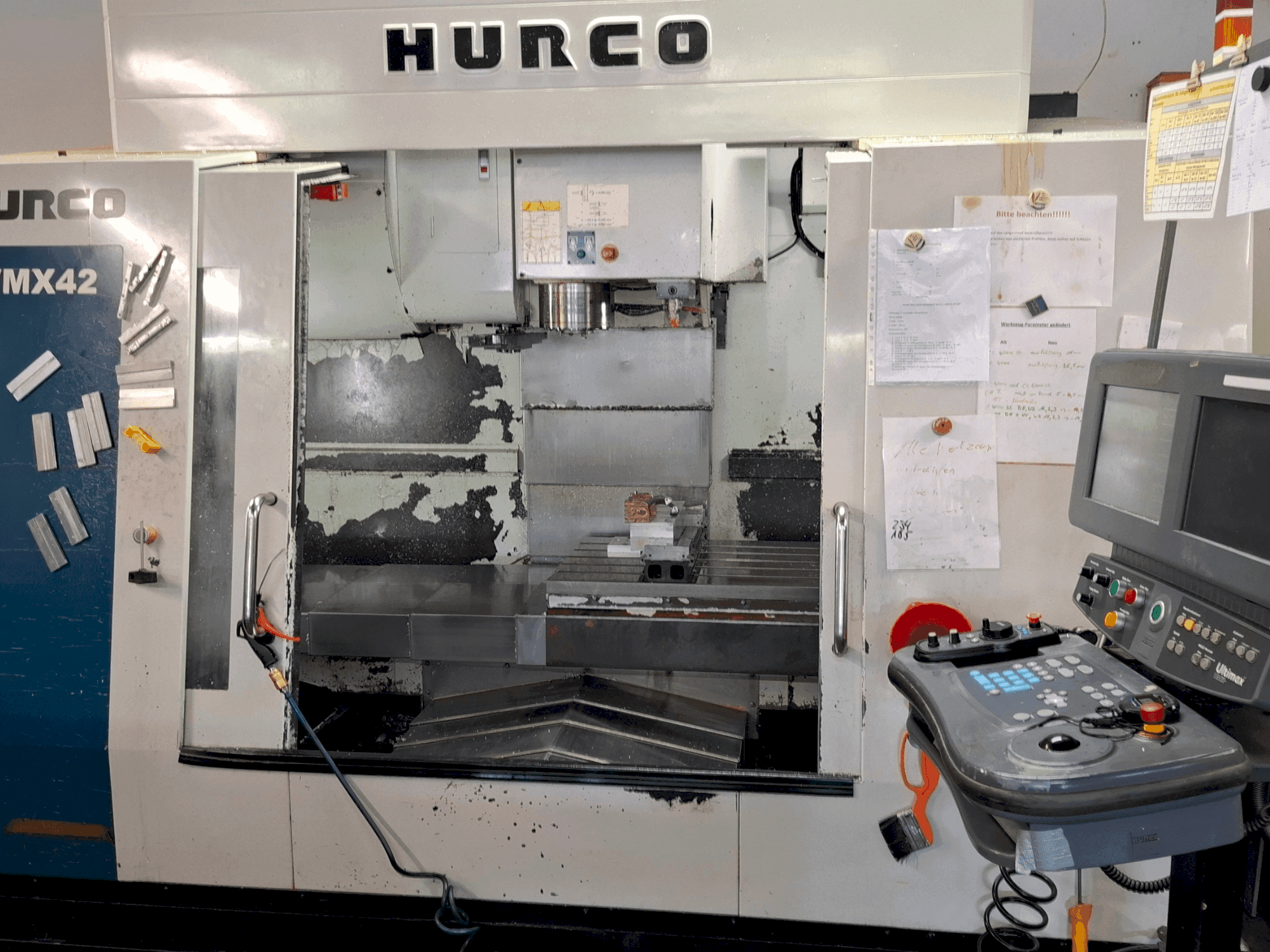Hurco VMX 42-maskinen framifrån