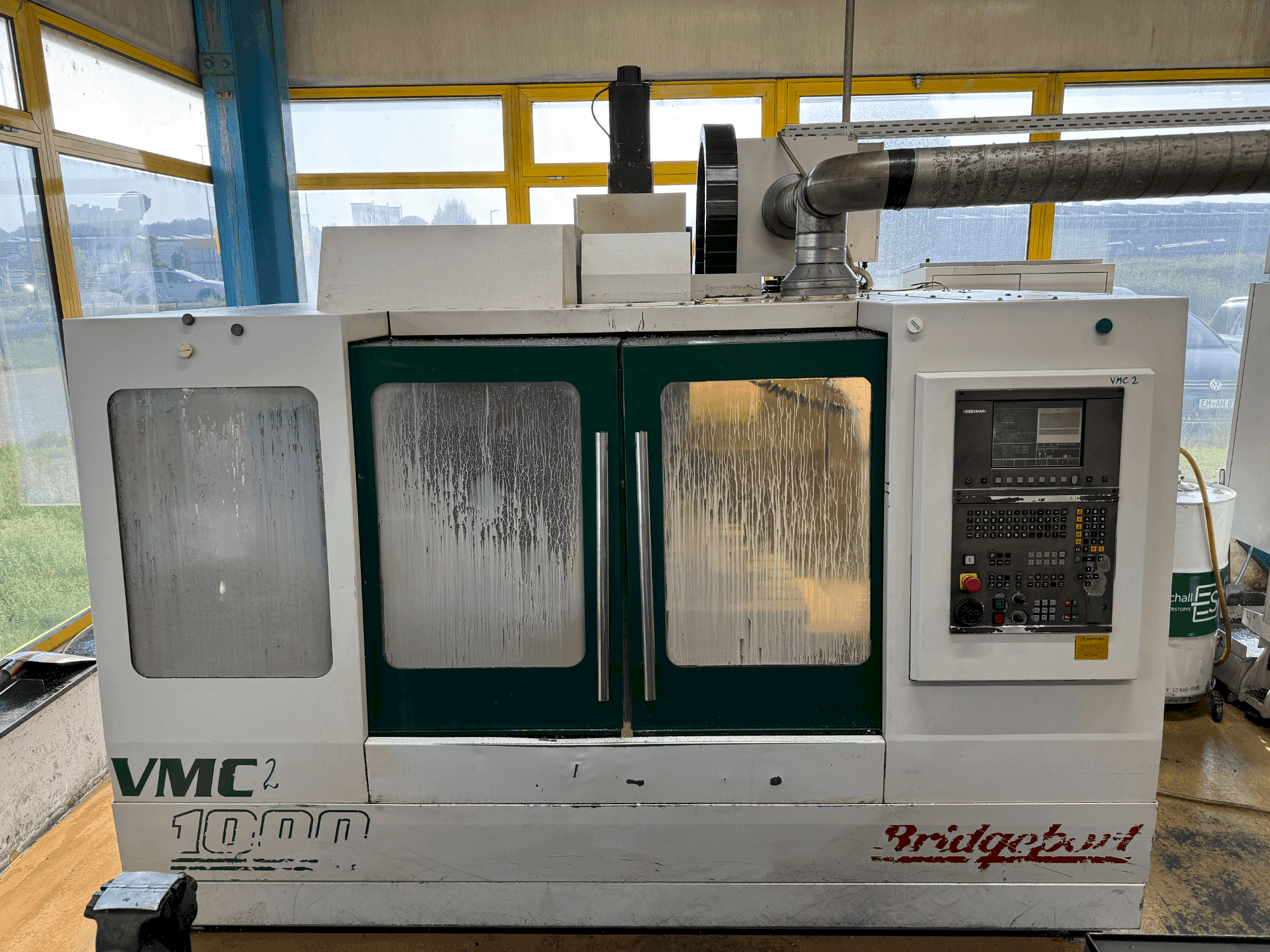 Bridgeport VMC 1000/22-maskinen framifrån