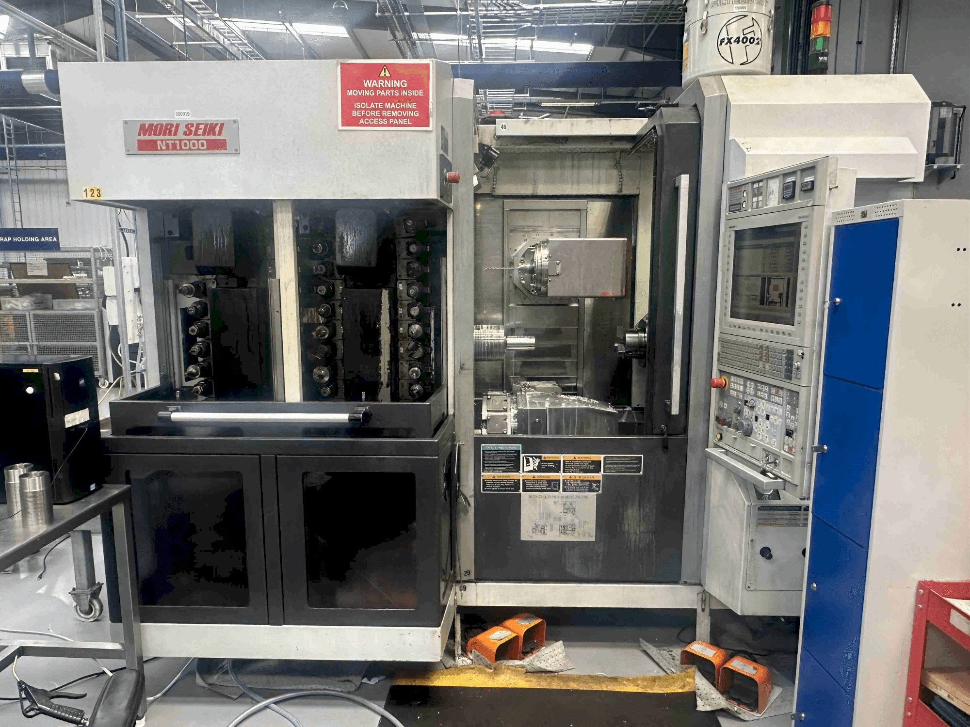 MORI SEIKI NT1000SZM-maskinen framifrån