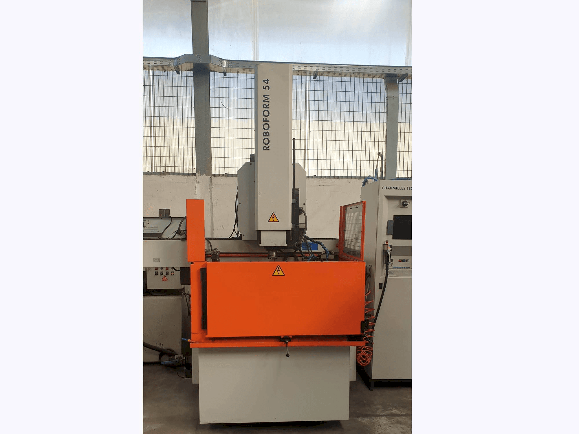 CHARMILLES ROBOFORM 54-maskinen framifrån