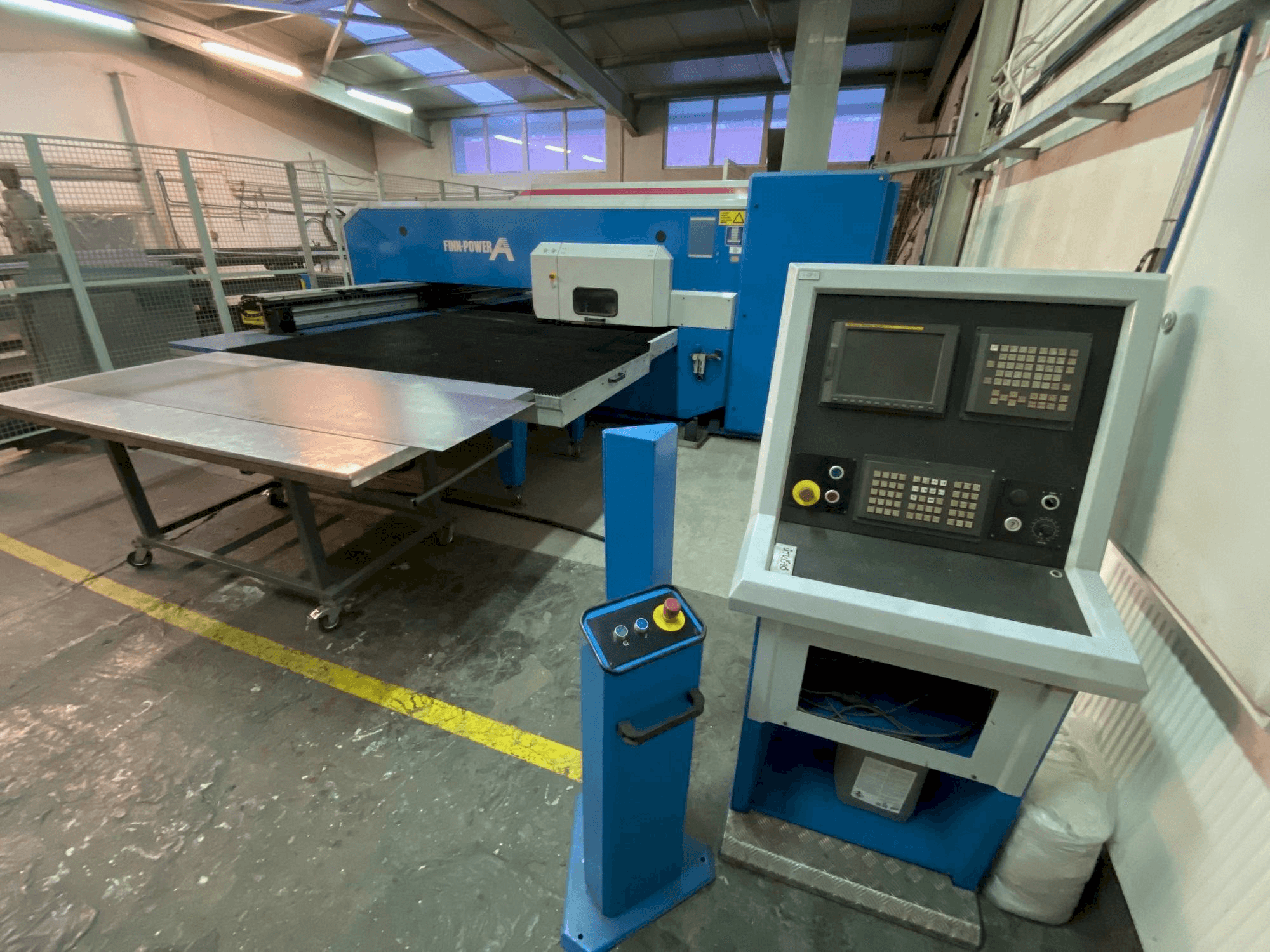 Finn-Power A 5 F-maskinen framifrån