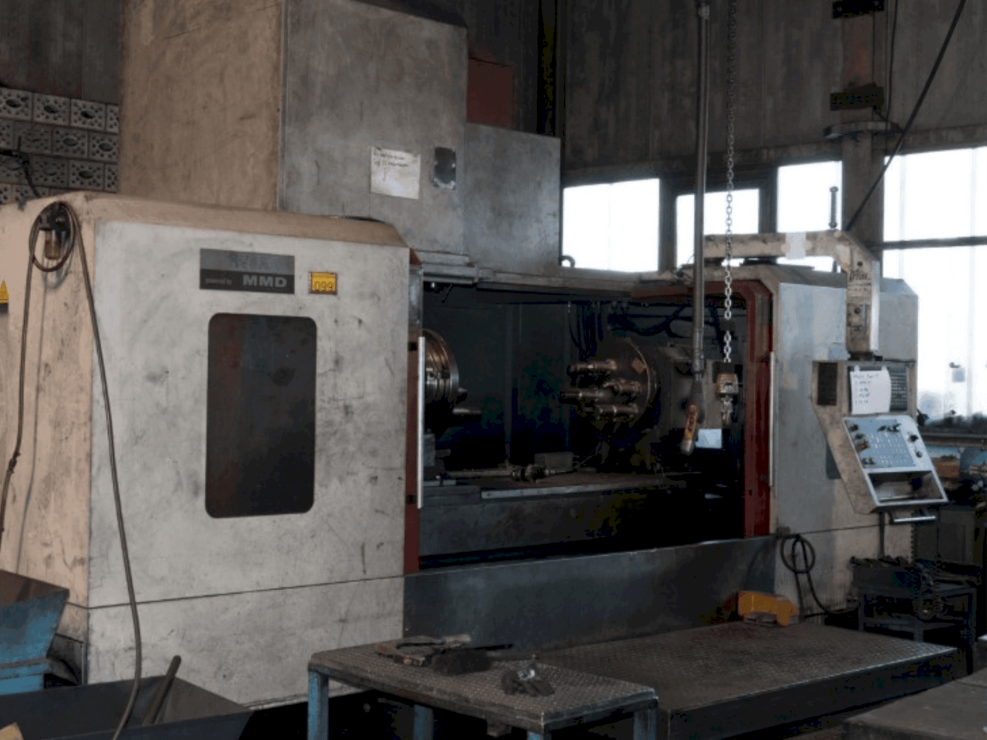 Akira Seiki MMD HV8A-maskinen framifrån