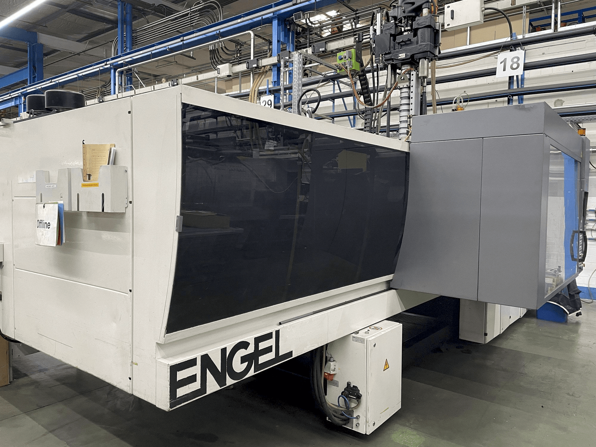 ENGEL VICTORY 1350H500V/350 Combi-maskinen framifrån