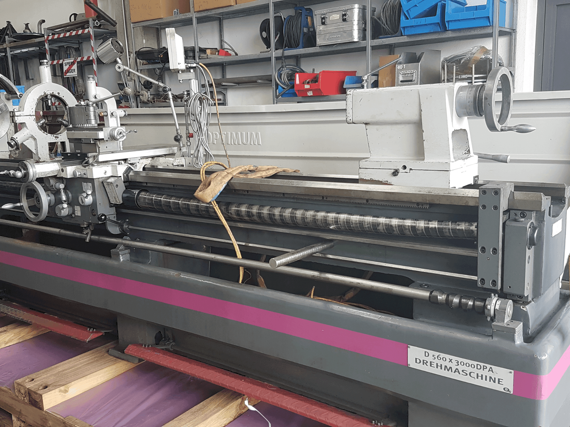 Optimum D 5600x3000-maskinen framifrån