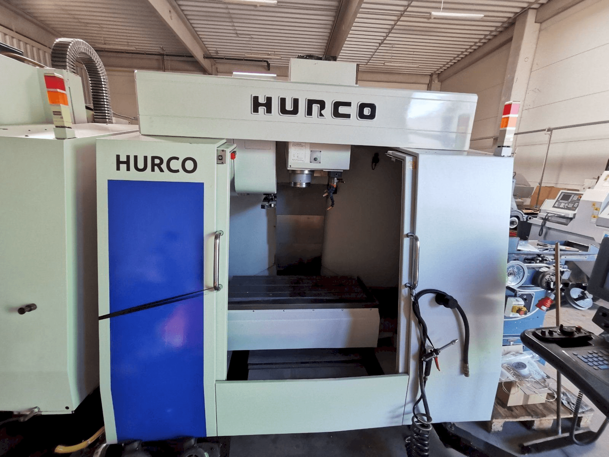 Hurco BMC 30-maskinen framifrån