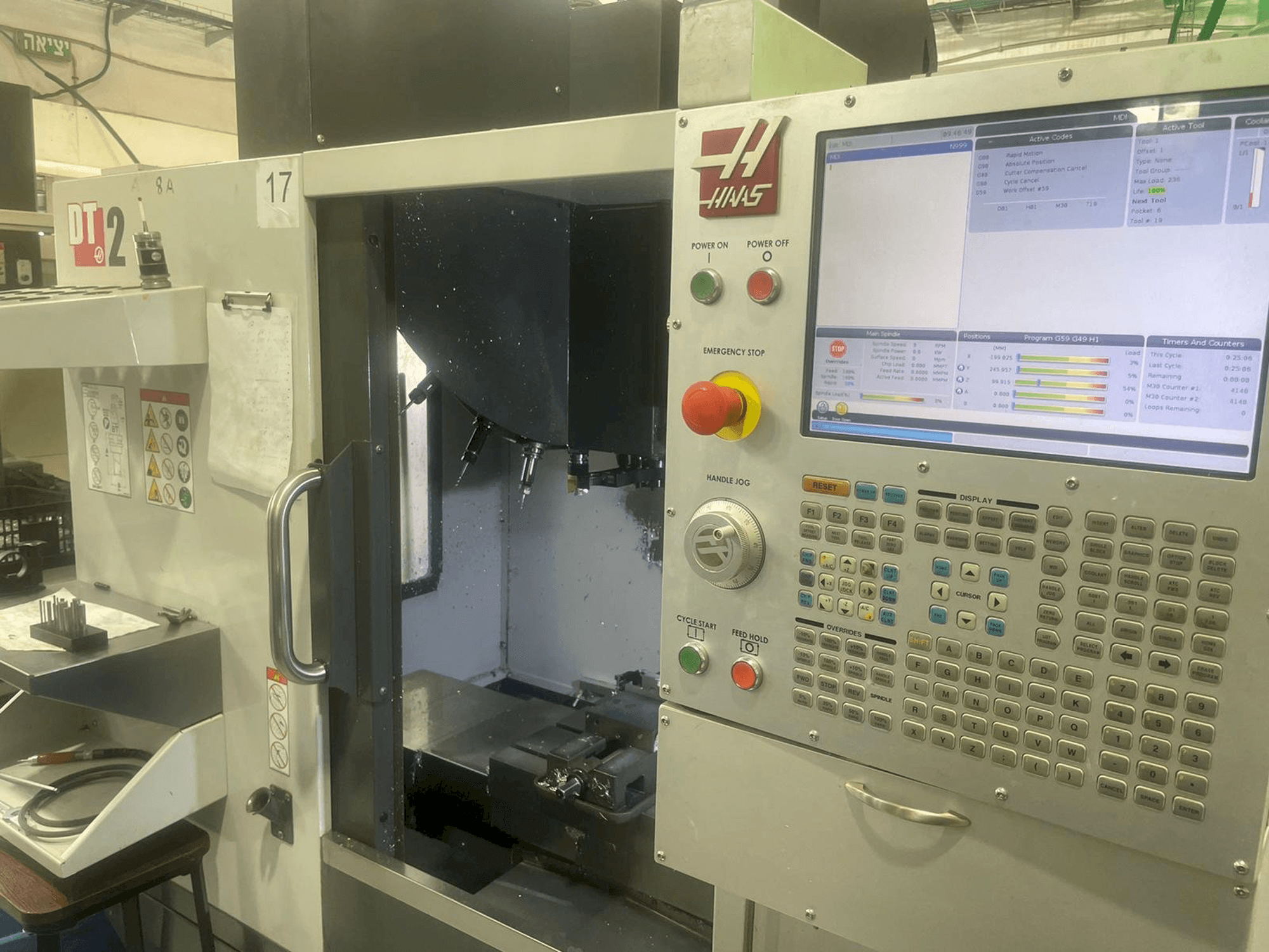 HAAS DT-2-maskinen framifrån