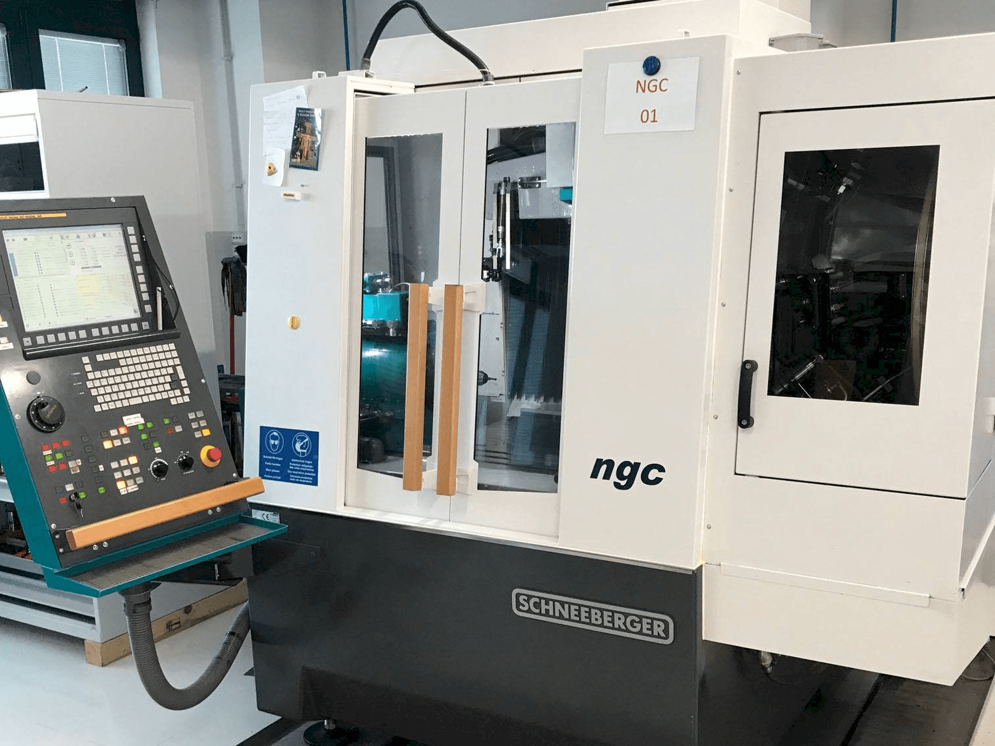 Schneeberger NGC-maskinen framifrån