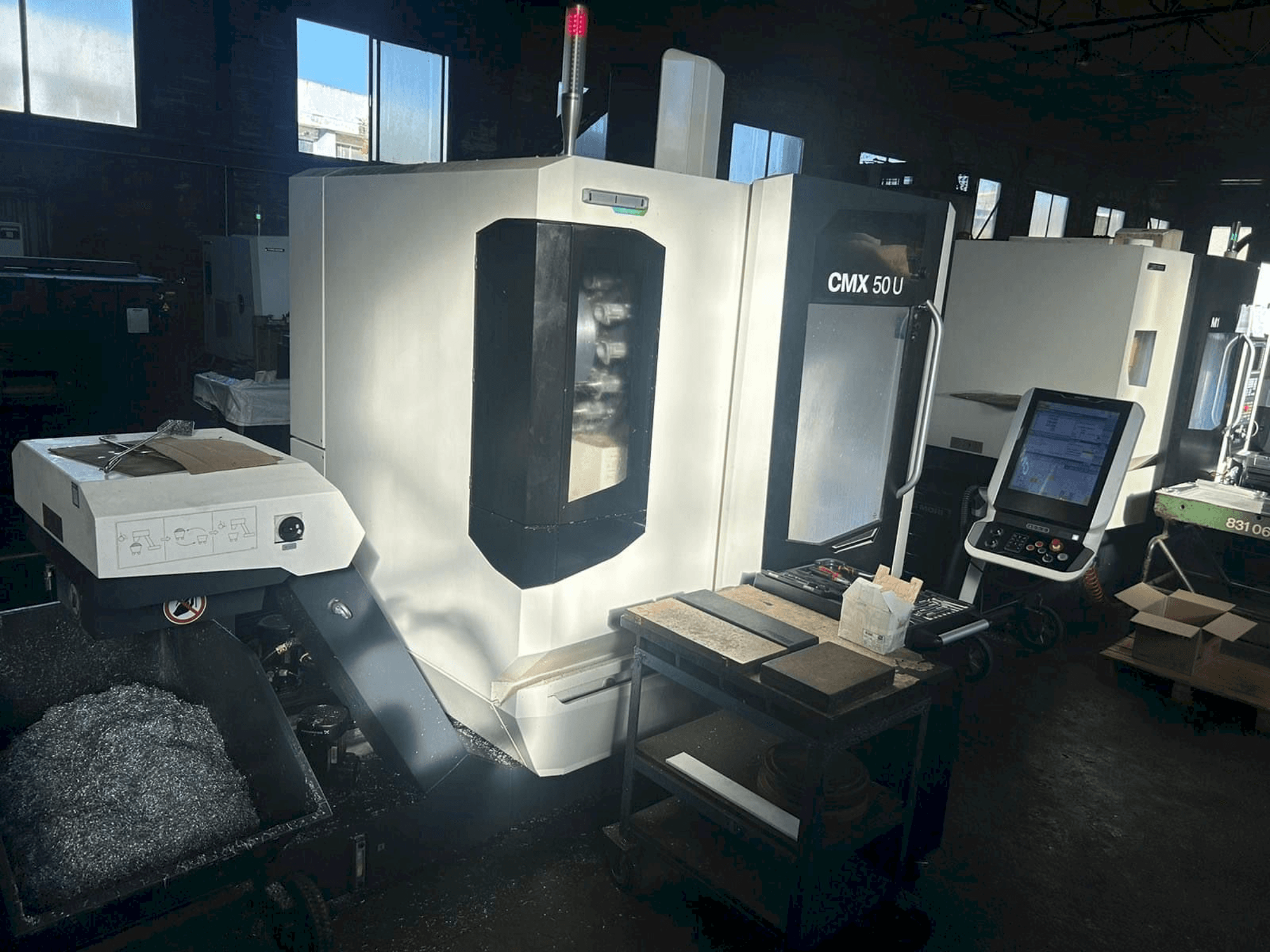 DMG MORI CMX 50 U-maskinen framifrån