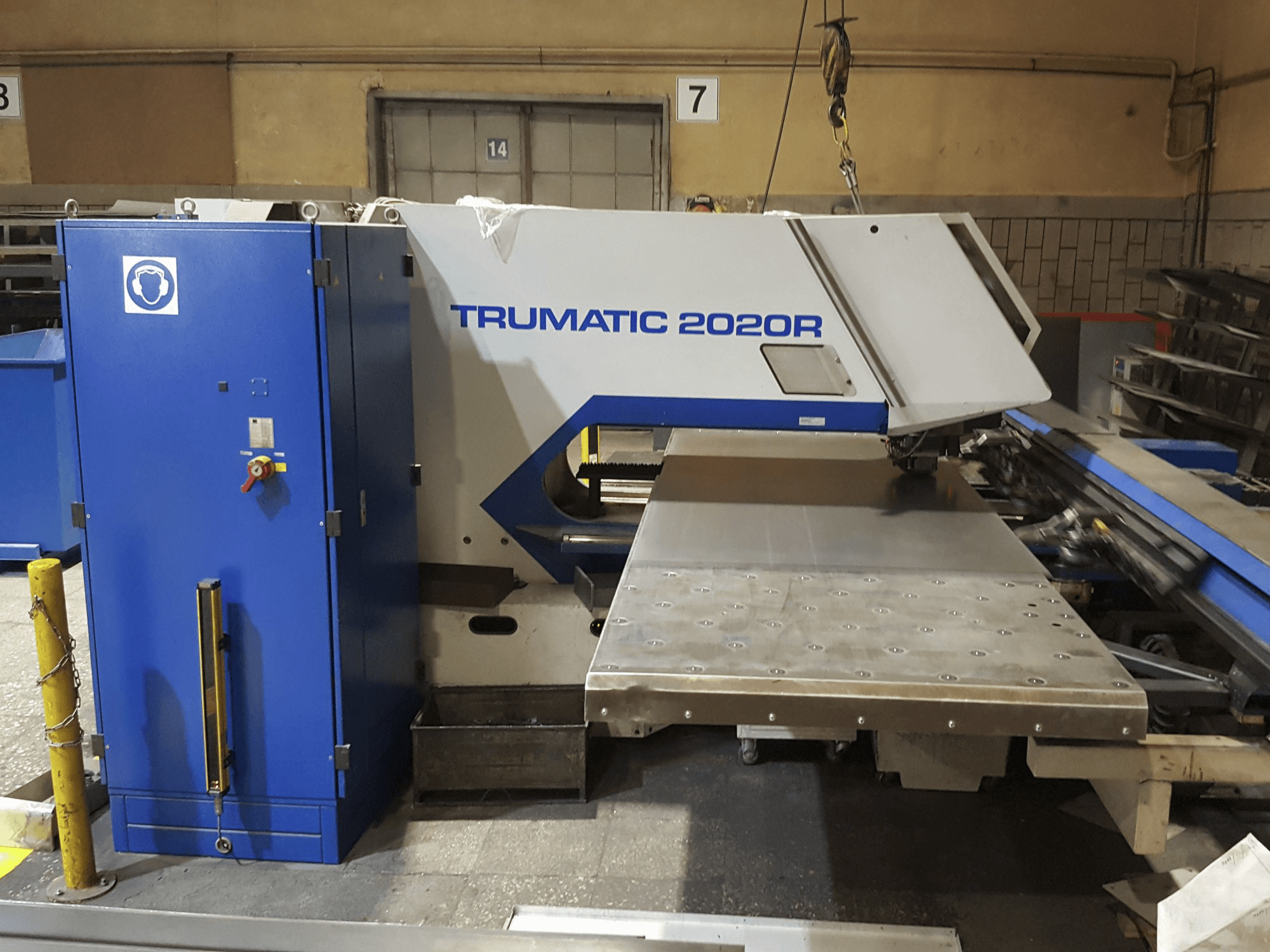 Trumpf-maskinen framifrånTrumatic 2020R