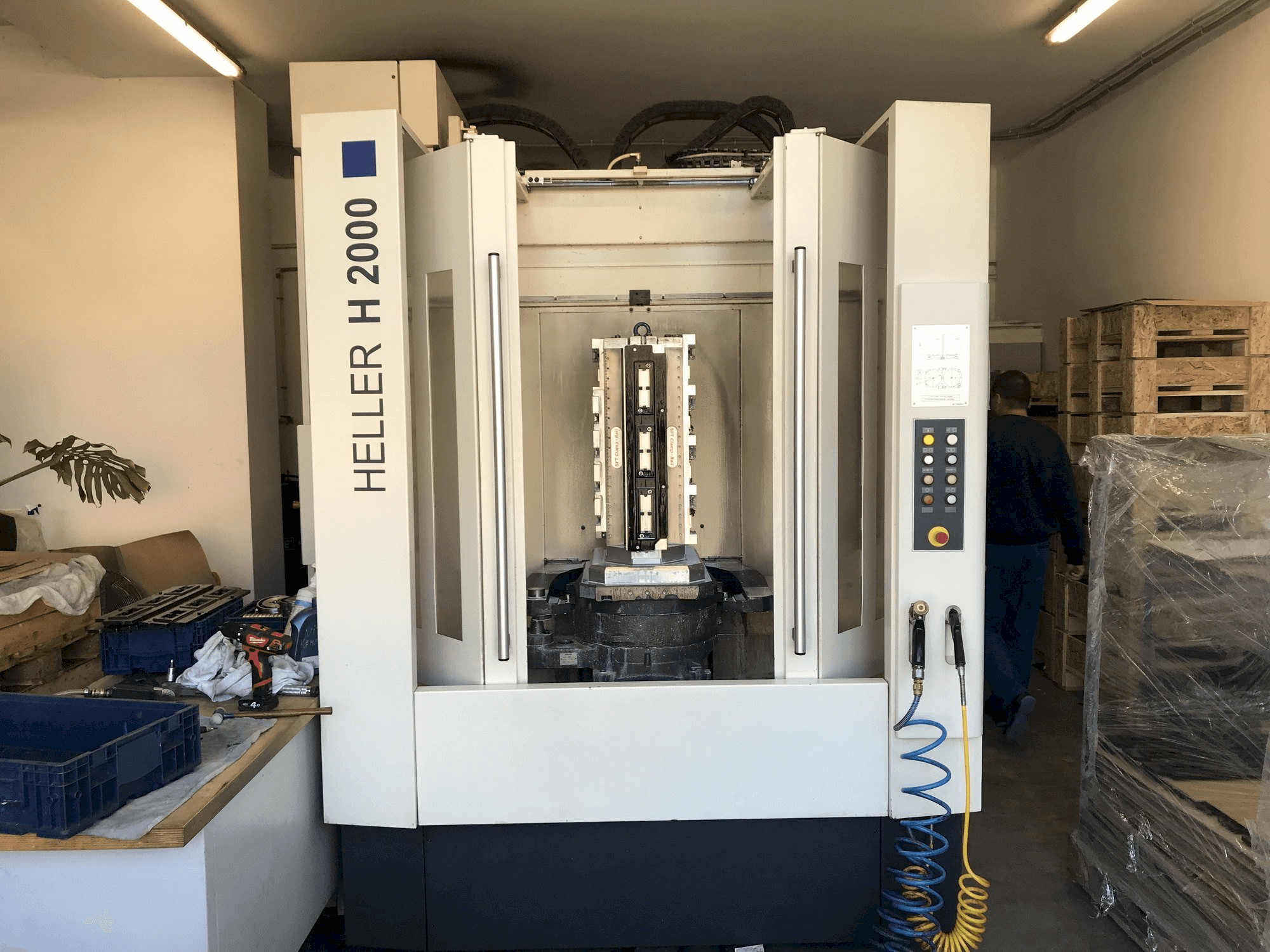 HELLER H2000-maskinen framifrån